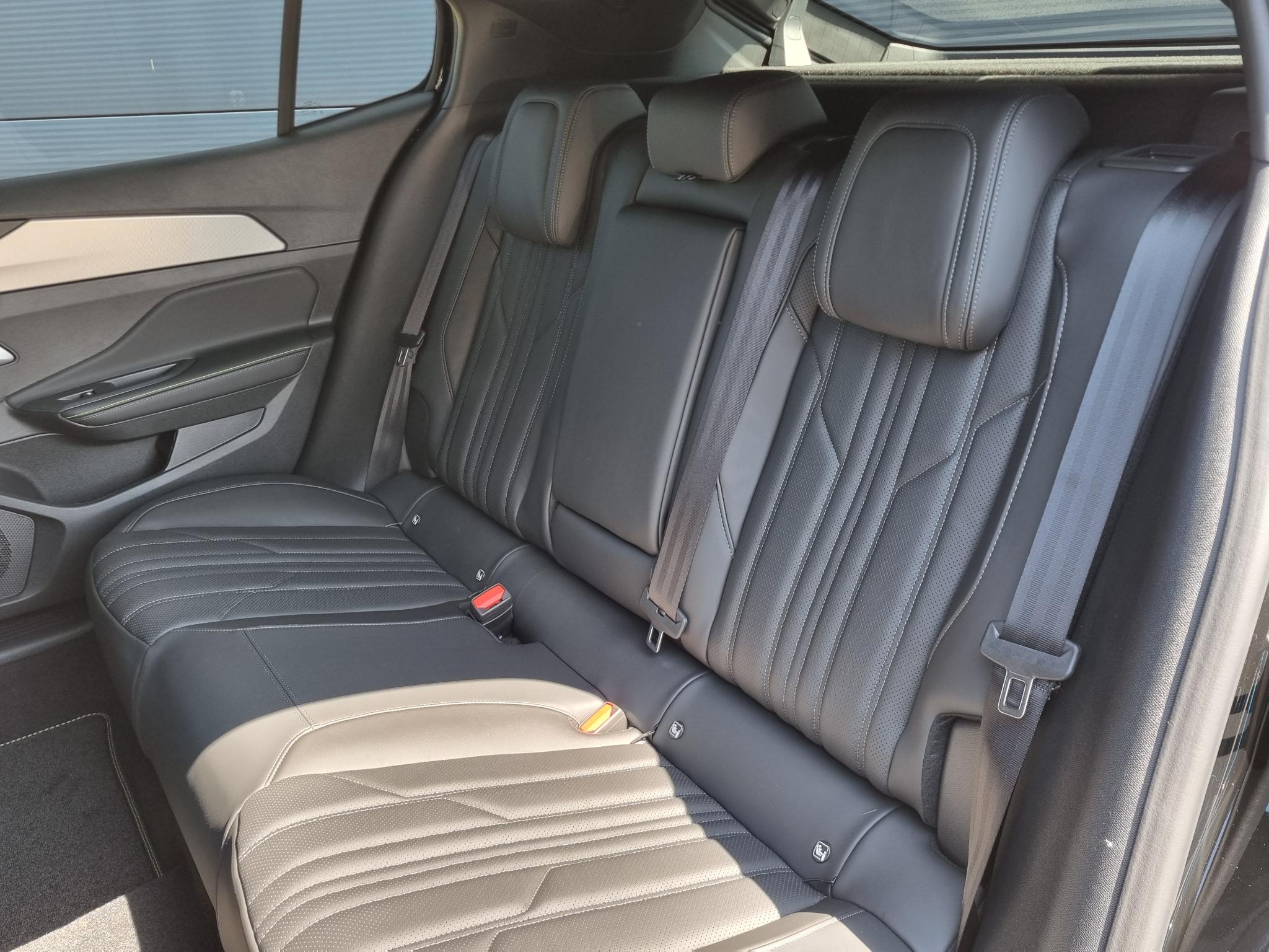 Foto van Peugeot 408