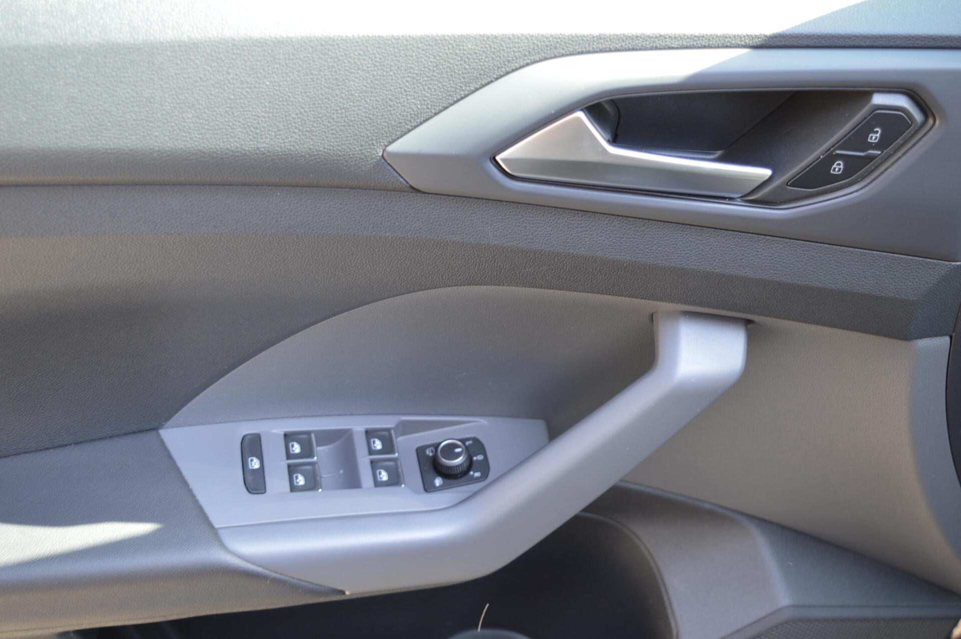 Foto van Volkswagen T-cross