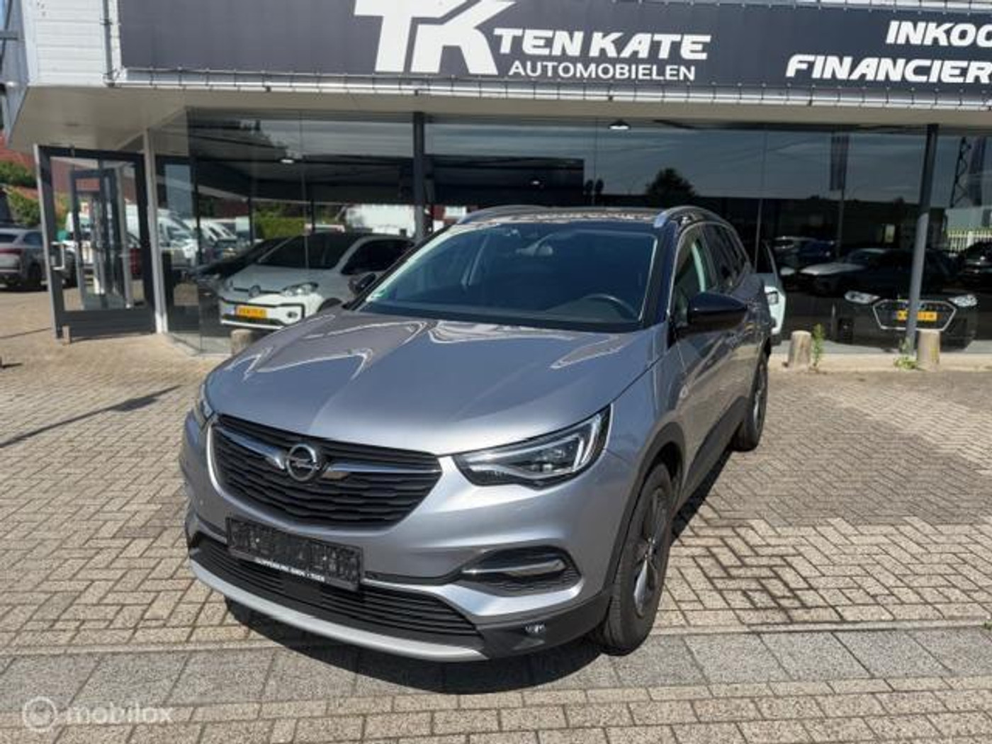 Opel Grandland X 1.2 Turbo Innovation 2020 - voorkant