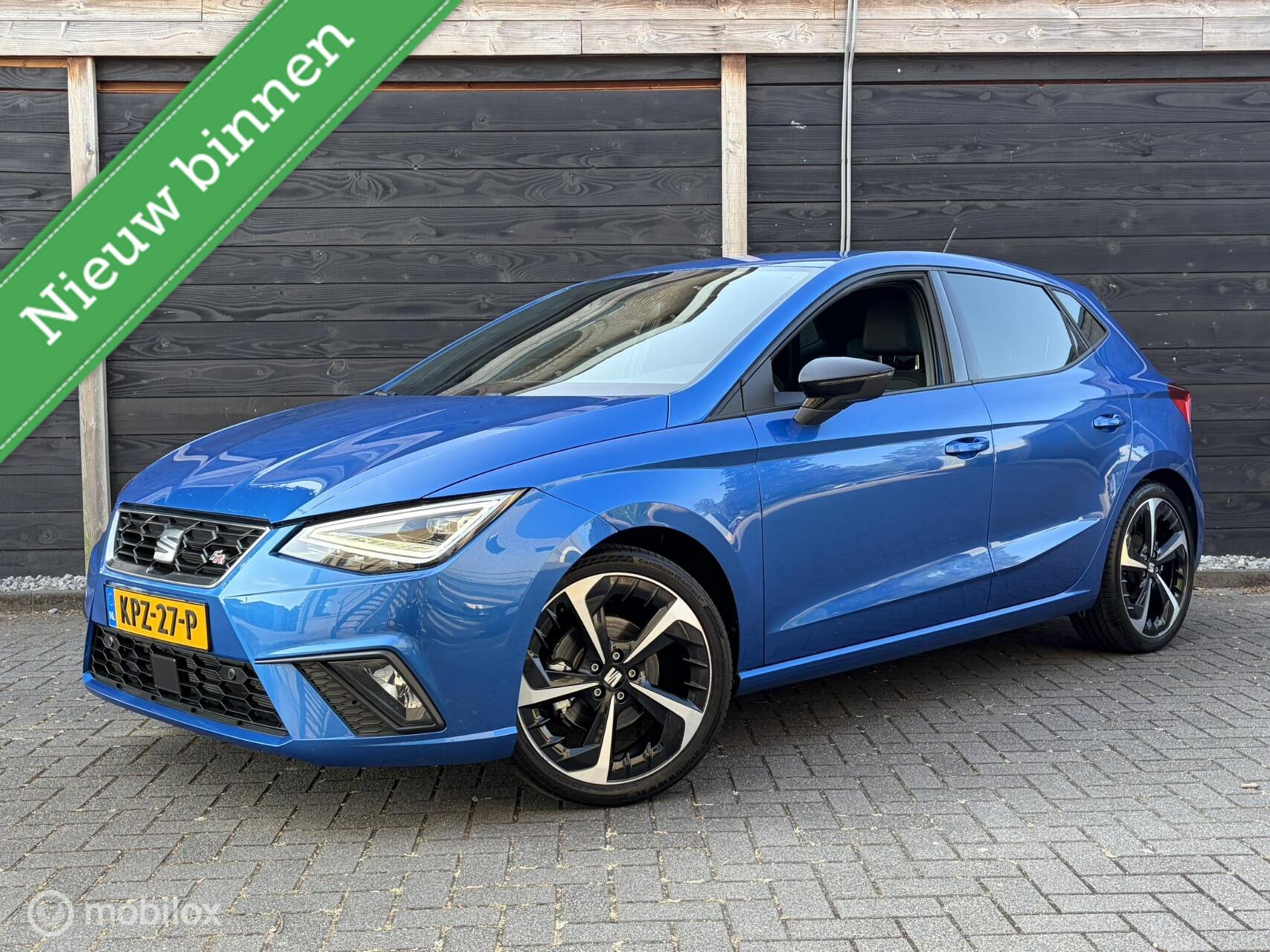 Seat Ibiza 1.0 EcoTSI FR Business Camera / 18" / Beats / LED / 15.875 KM!! 2023 - voorkant