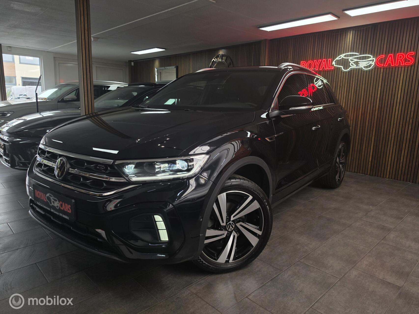 Volkswagen T-roc 1.5 TSI 3X R-Line|Keyless|Camera|Vol Optie's 2024 - voorkant