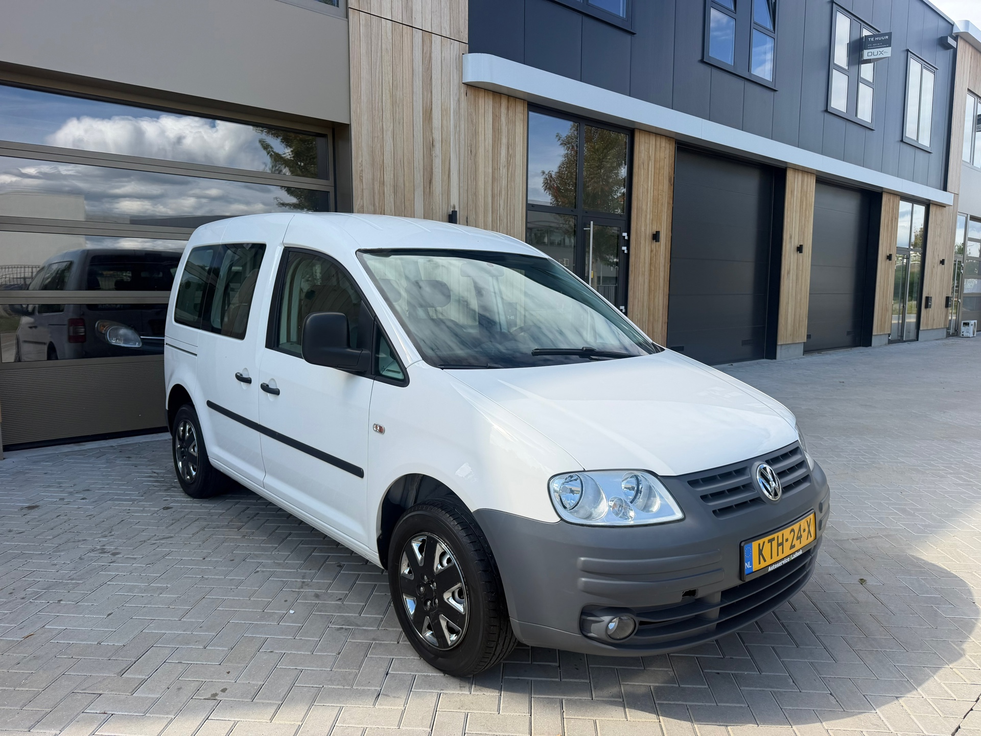 Volkswagen Caddy 1.4 Comfortline 5p. 2009 - voorkant