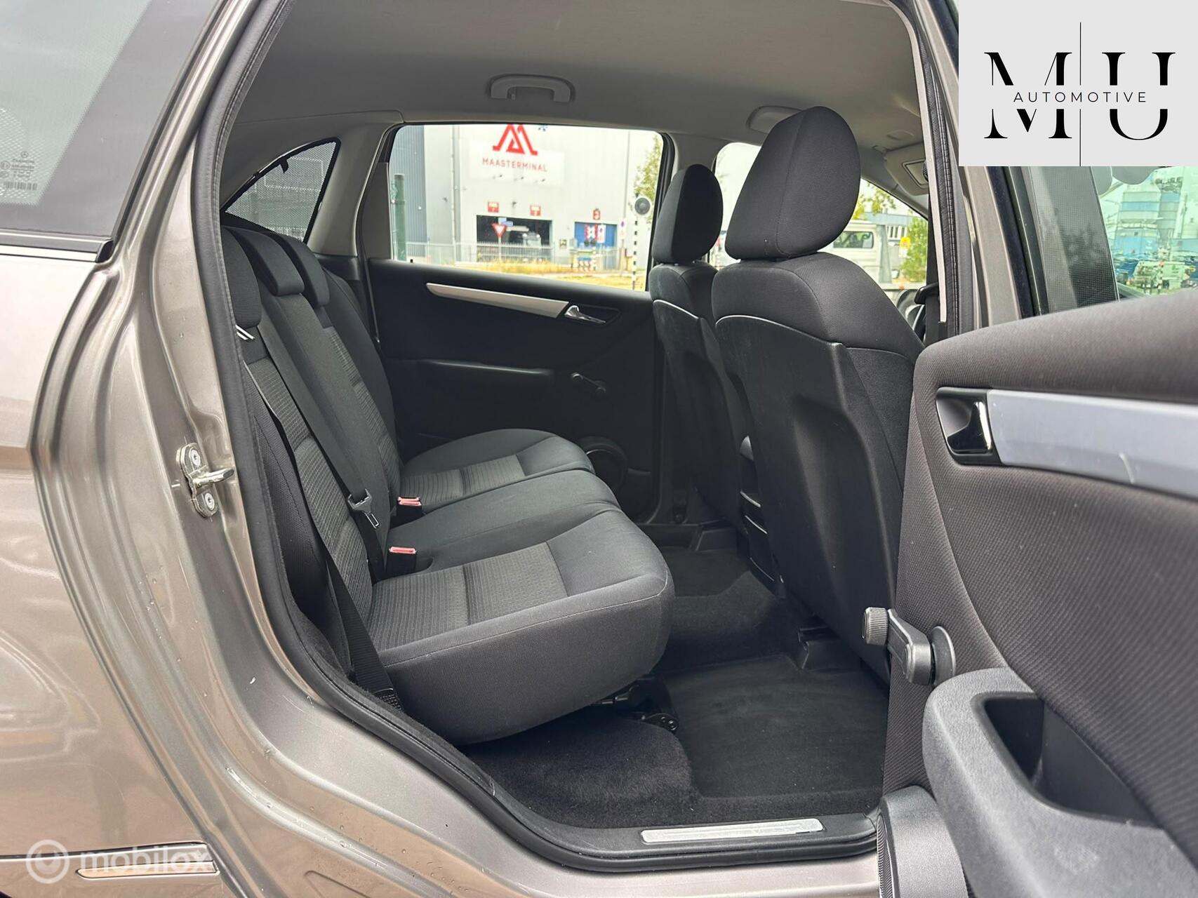 Foto van Mercedes-Benz B 150