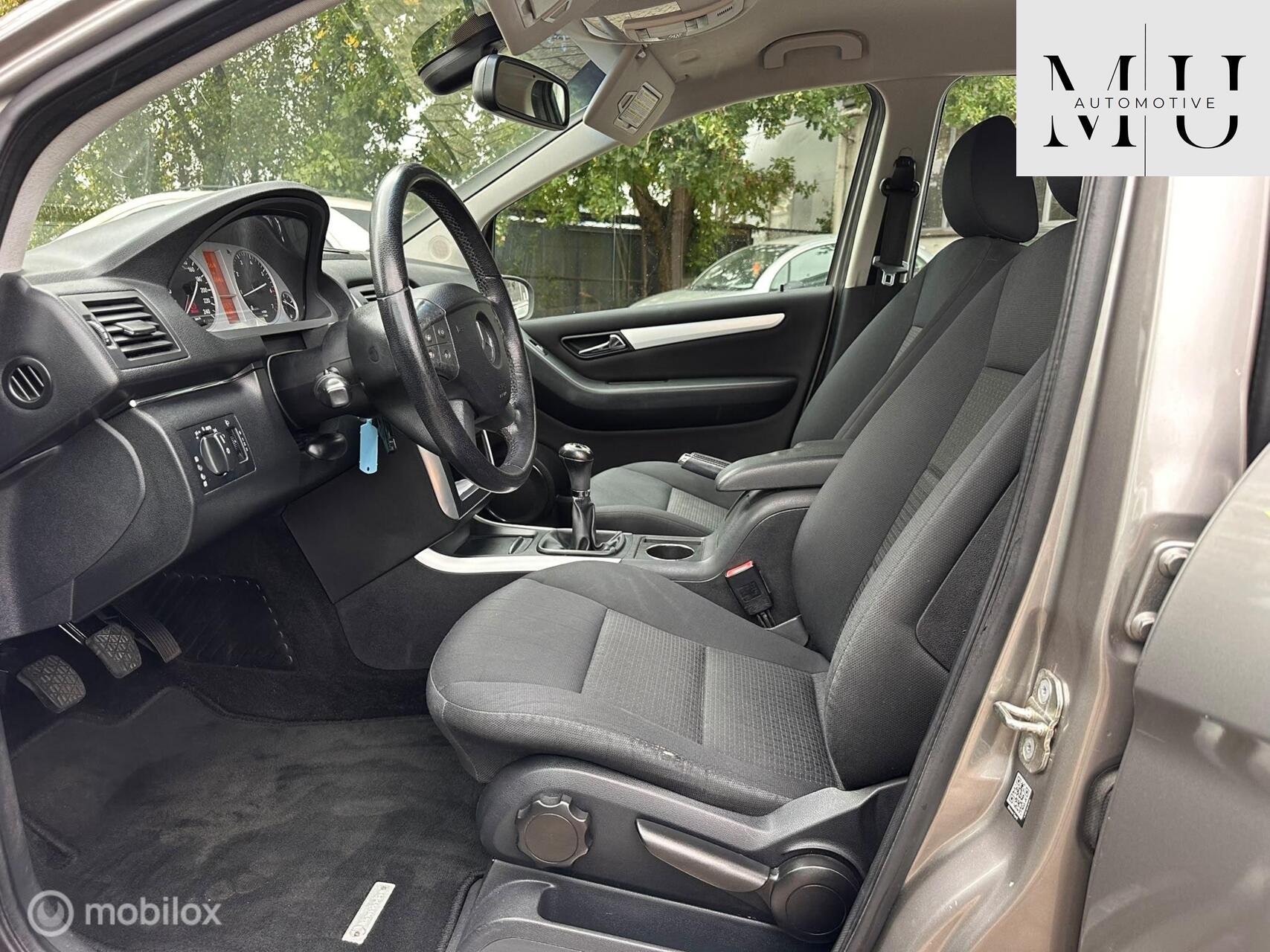 Foto van Mercedes-Benz B 150