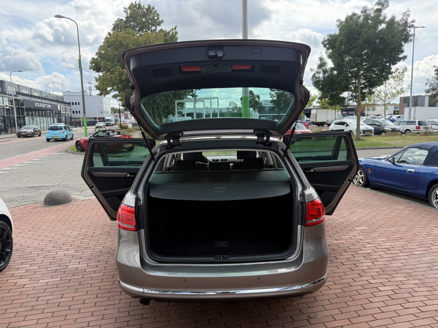 Foto van Volkswagen Passat
