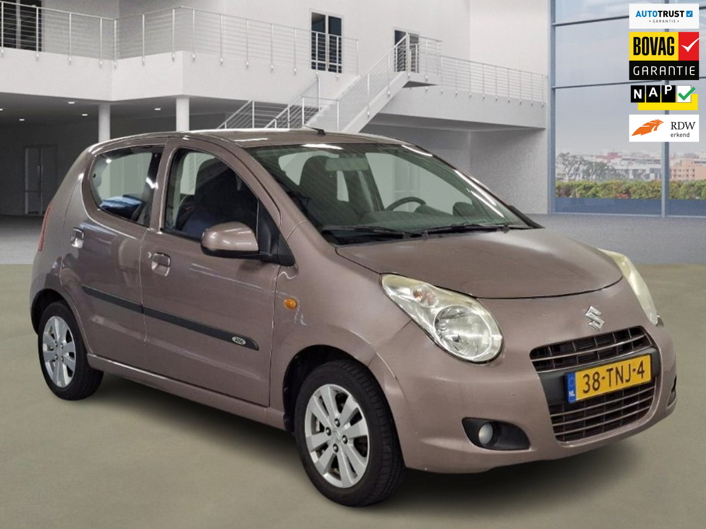 Suzuki Alto 1.0 Exclusive 1e Eigenaar 55.900 km +NAP NL-auto 2012 - voorkant