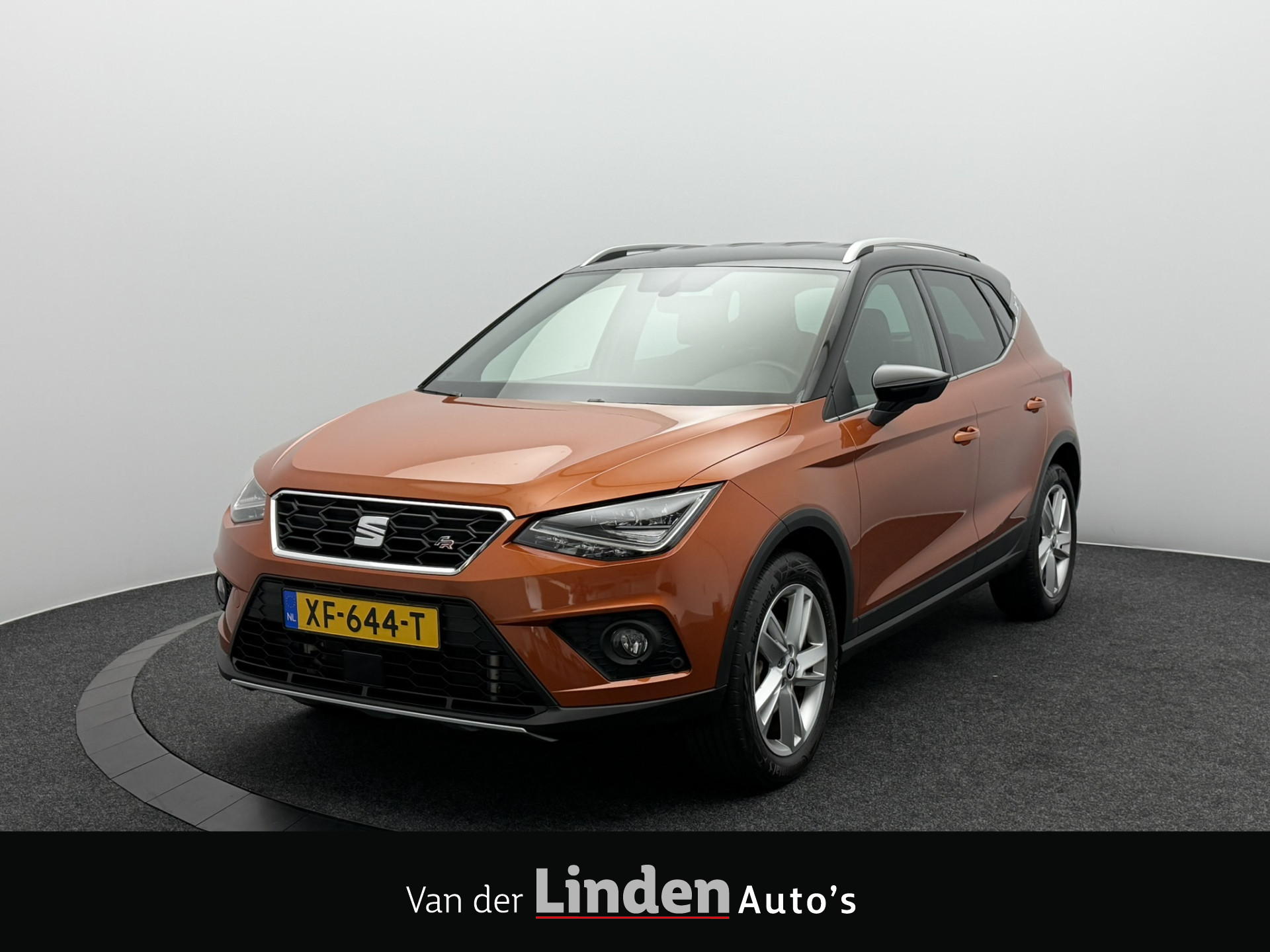 Seat Arona 1.5 TSI 150PK EVO FR Business Intense | Full Led | Camera | Navigatie | Carplay&Android 2019 - voorkant