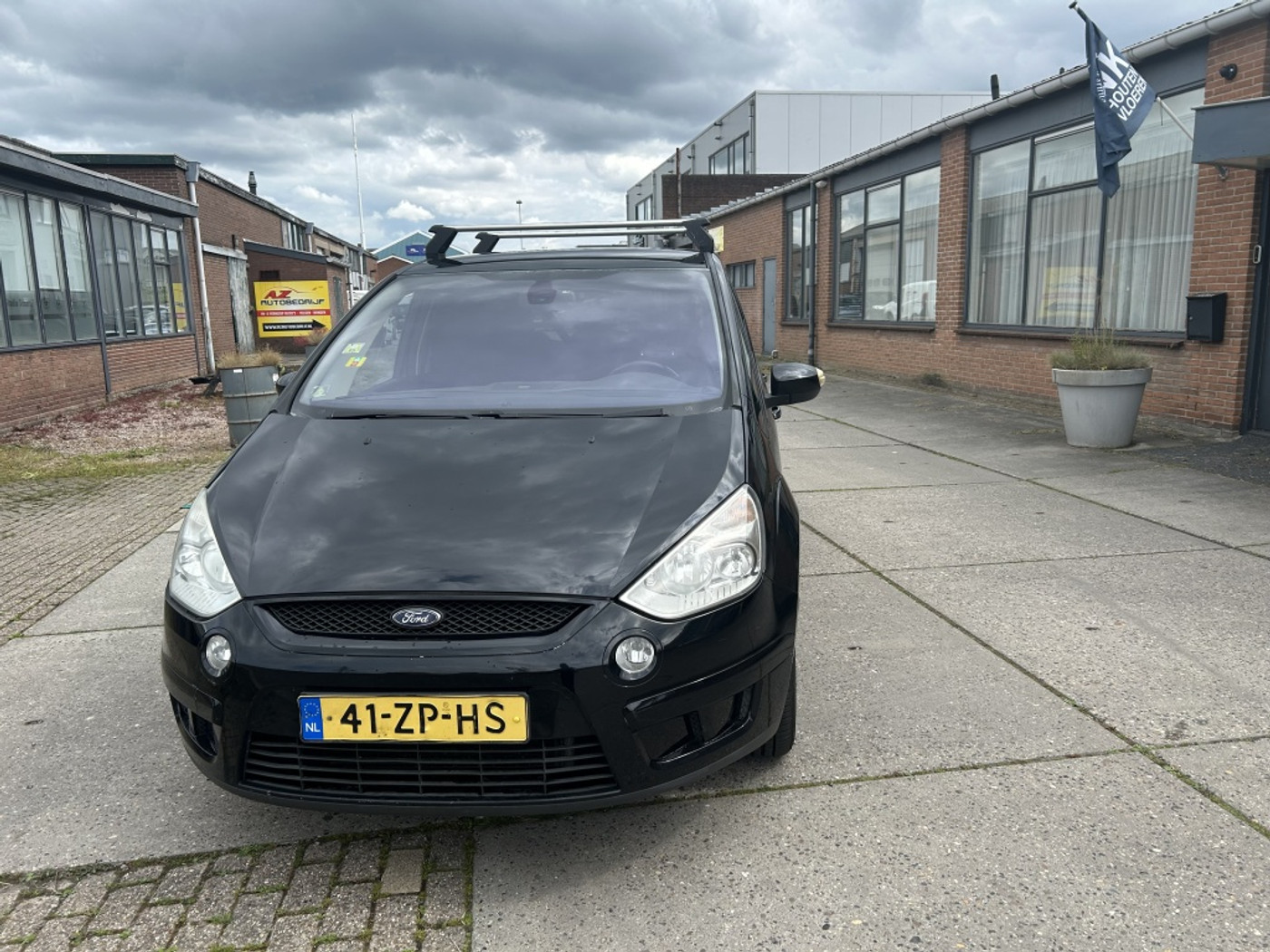 Ford S-max 2.0-16V 2008 - voorkant