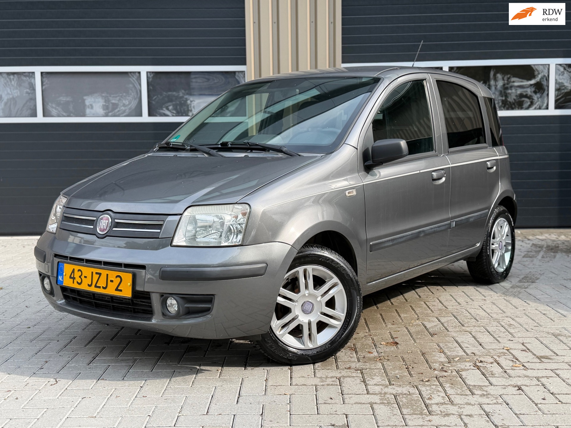 Fiat Fiat Panda 1.2 Edizione Cool | airco | nieuwe apk | lage km stand 2009 - voorkant