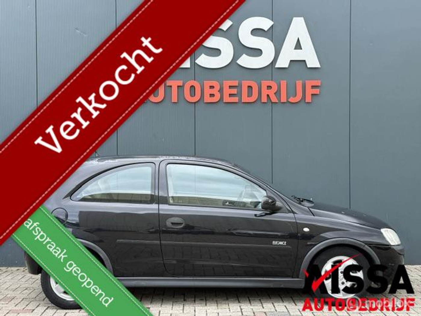 Opel Corsa-c 1.4-16V Cosmo Airco Automaat  Elektrische-ramen Stuurbekrachtiging NAP APK 2003 - voorkant