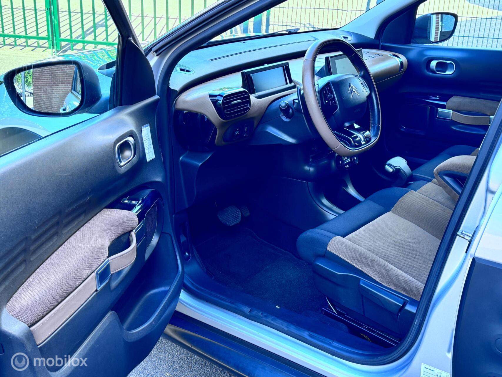 Foto van Citroen C4 Cactus