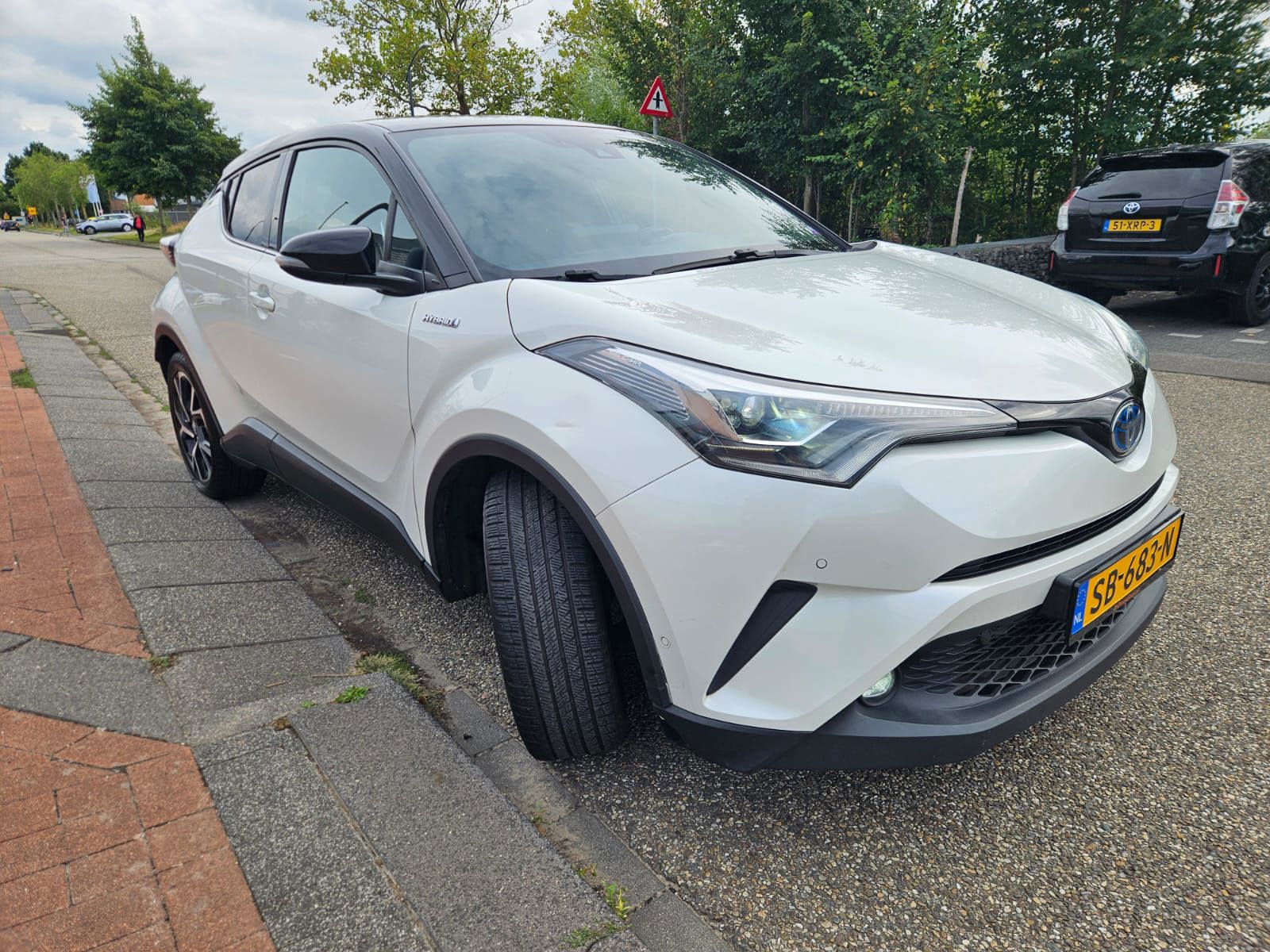 Foto van Toyota Toyota C-hr