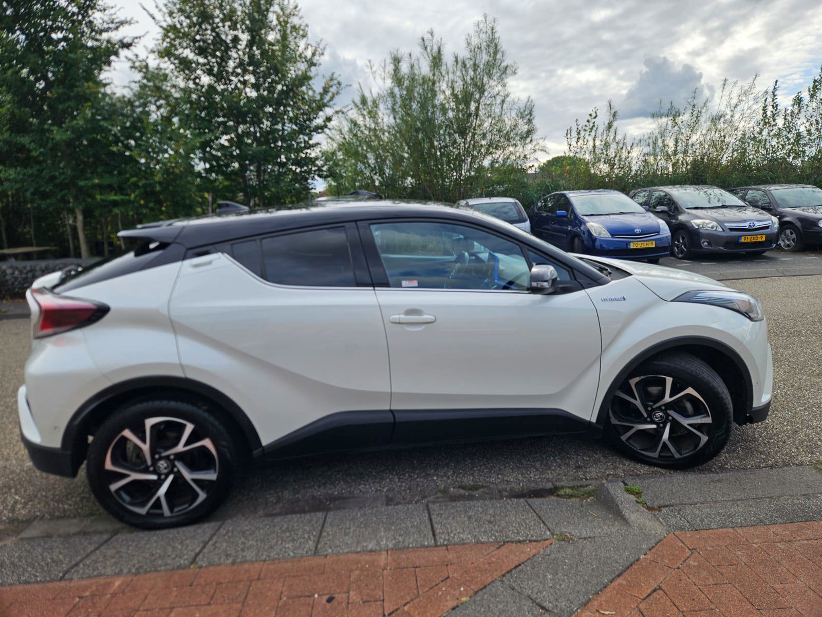 Foto van Toyota Toyota C-hr