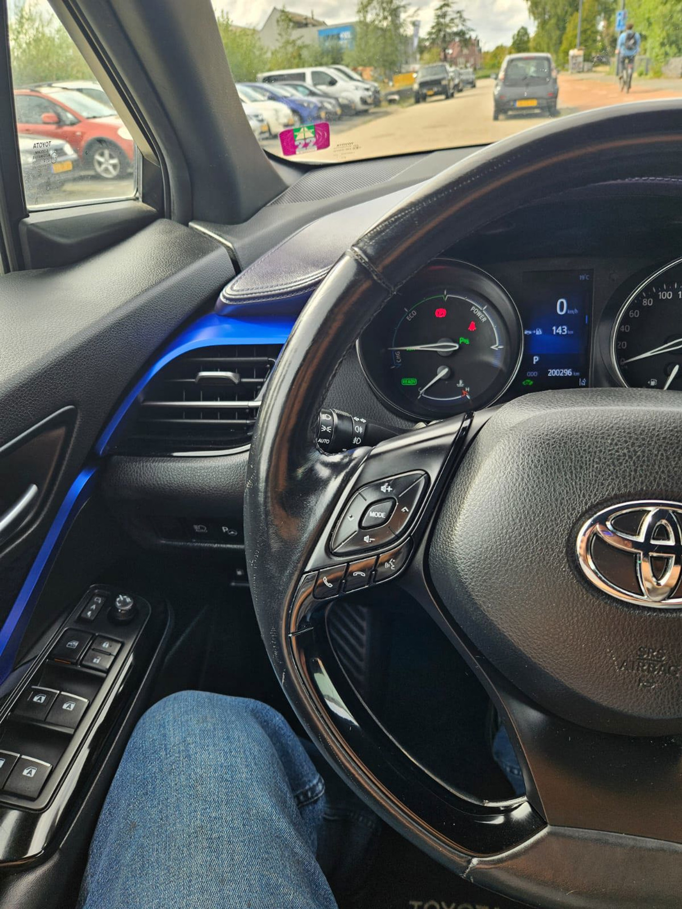Foto van Toyota Toyota C-hr