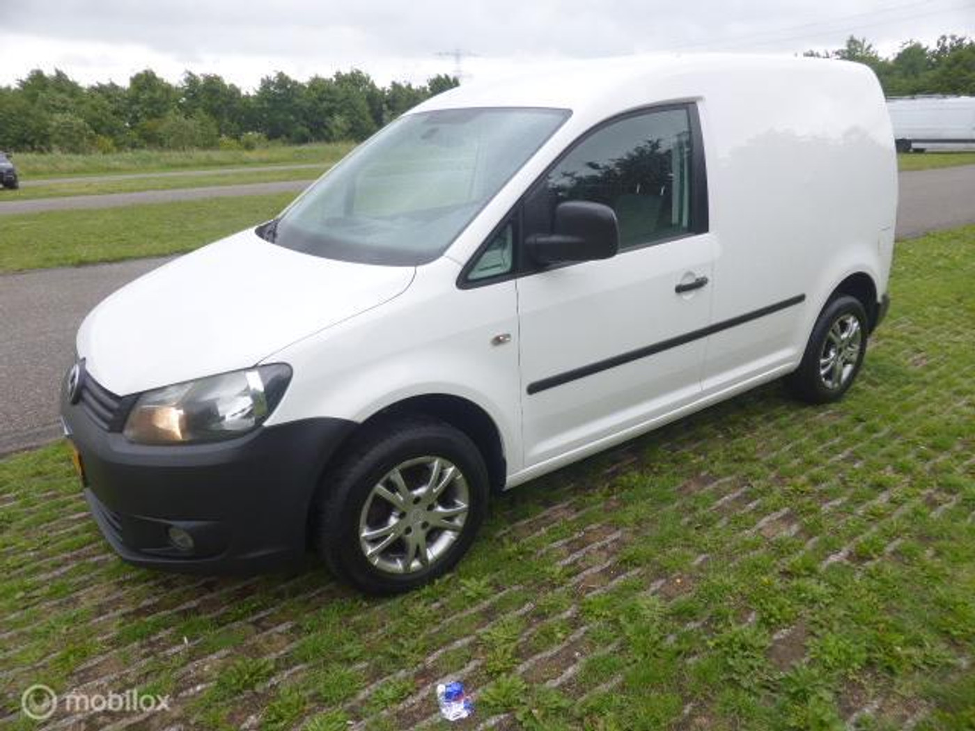 Volkswagen Caddy 1.6 TDI 2013 - voorkant