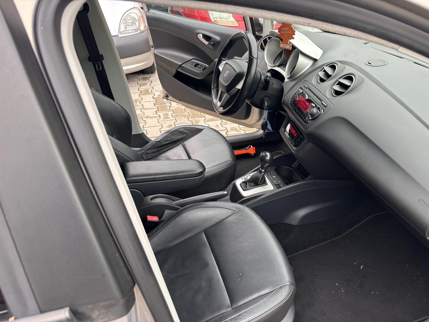 Foto van Seat Ibiza ST