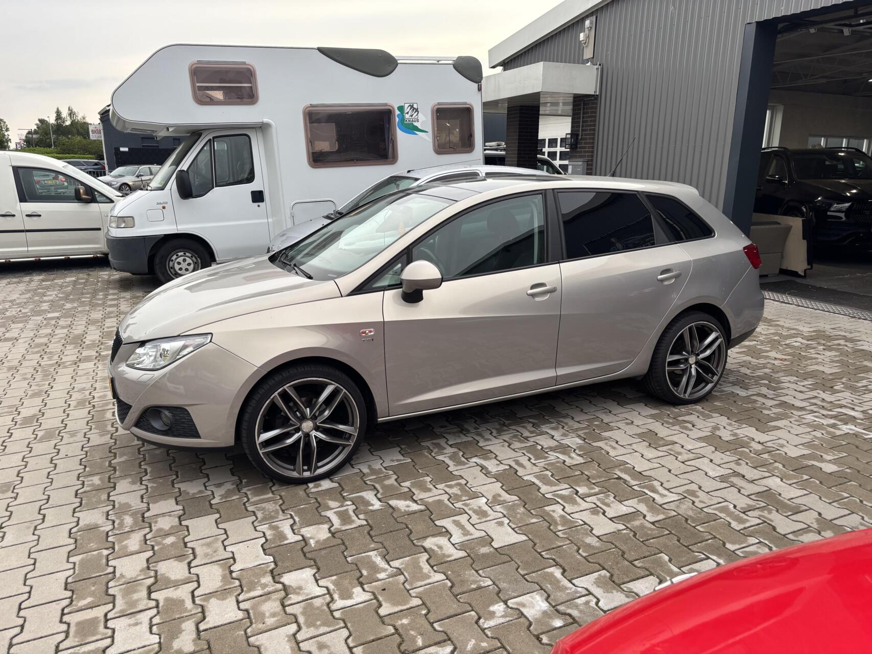 Foto van Seat Ibiza ST