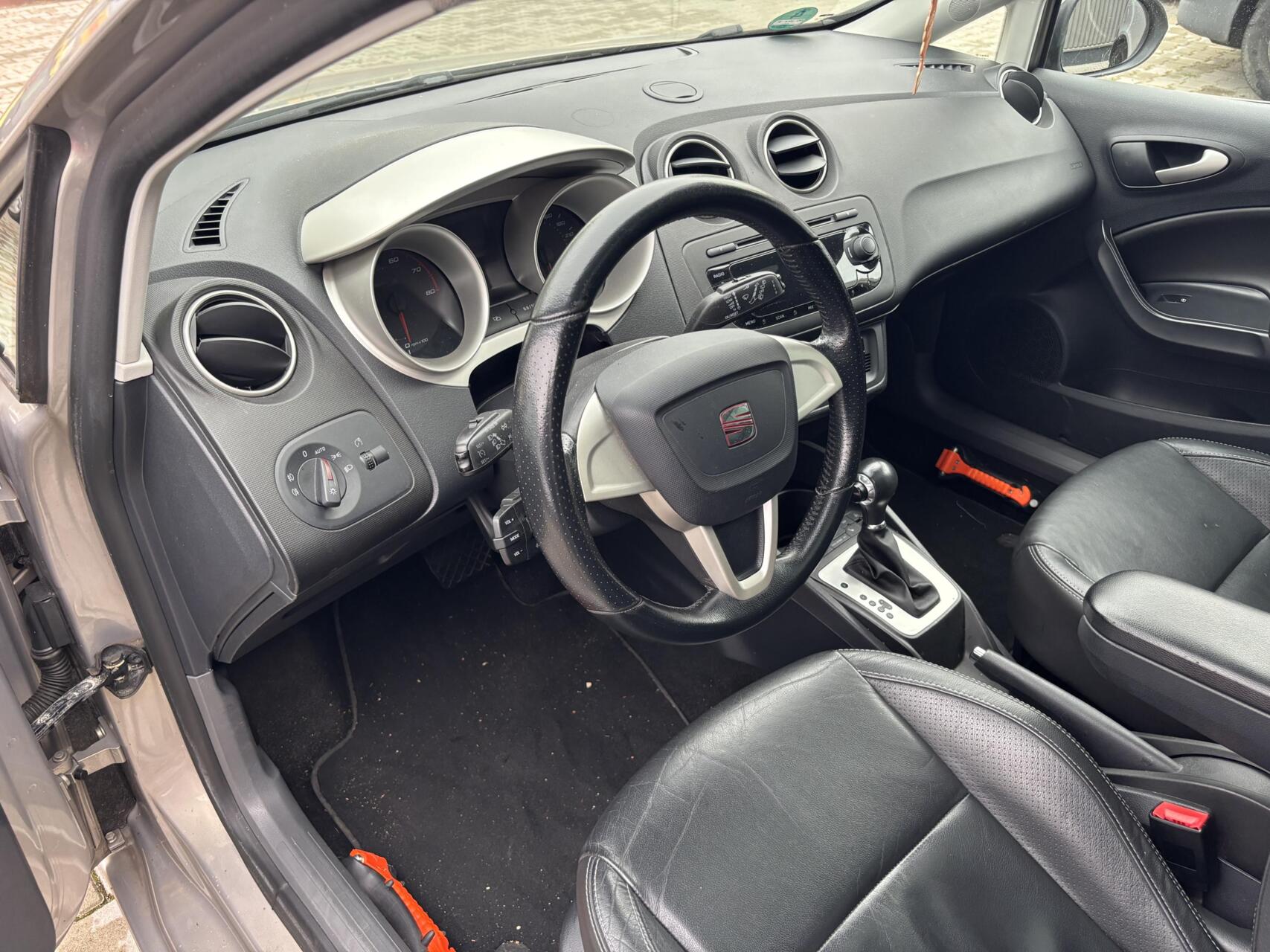 Foto van Seat Ibiza ST