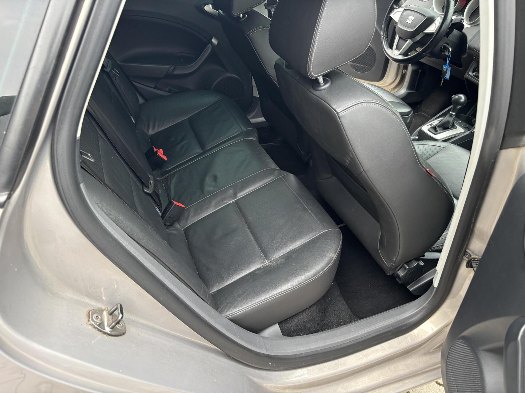 Foto van Seat Ibiza ST