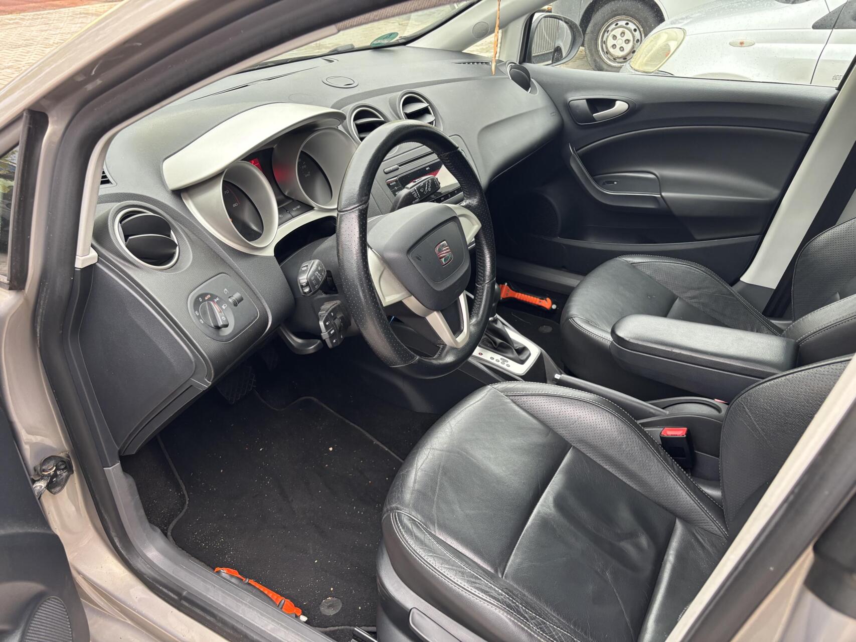 Foto van Seat Ibiza ST