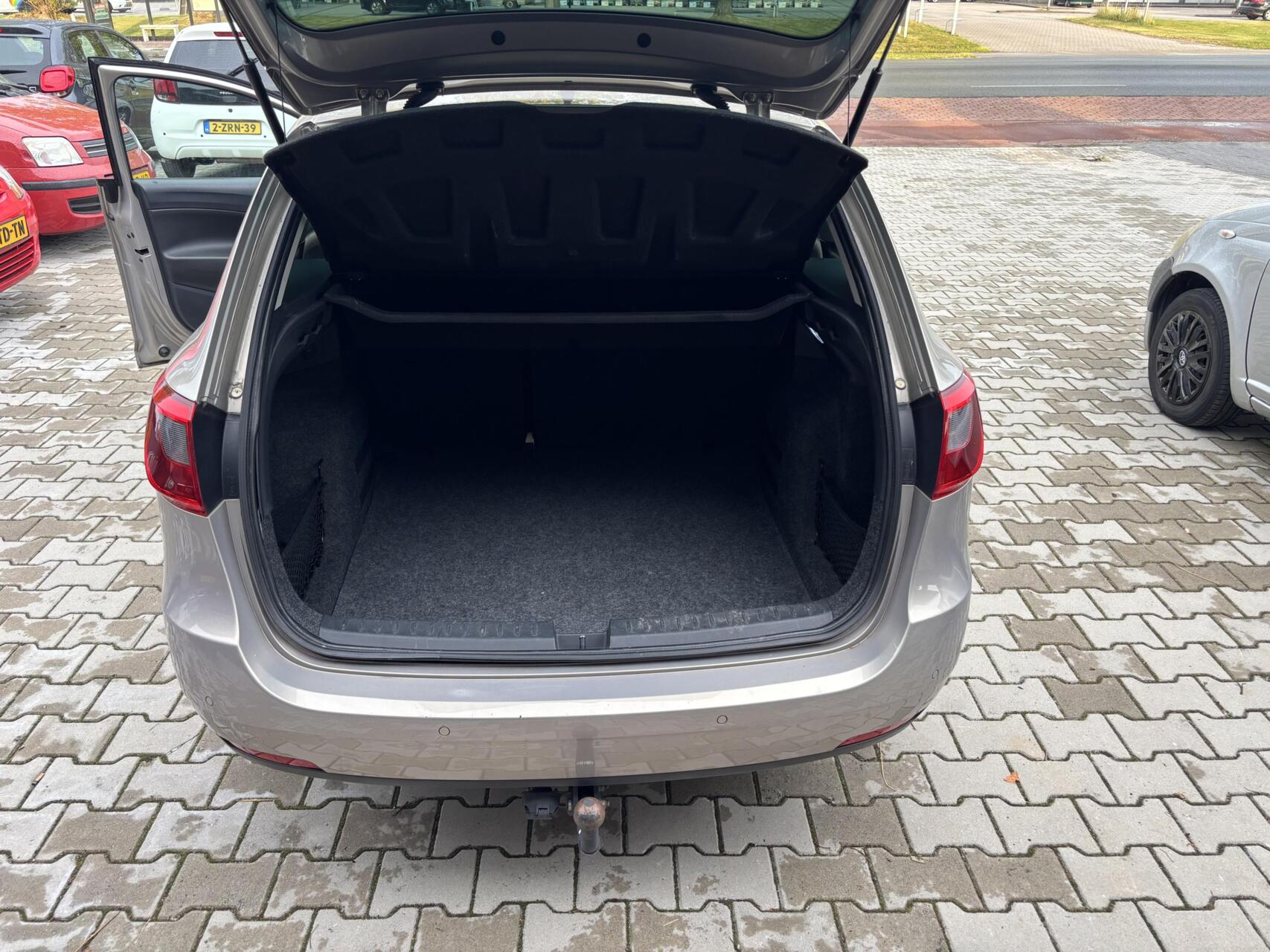 Foto van Seat Ibiza ST