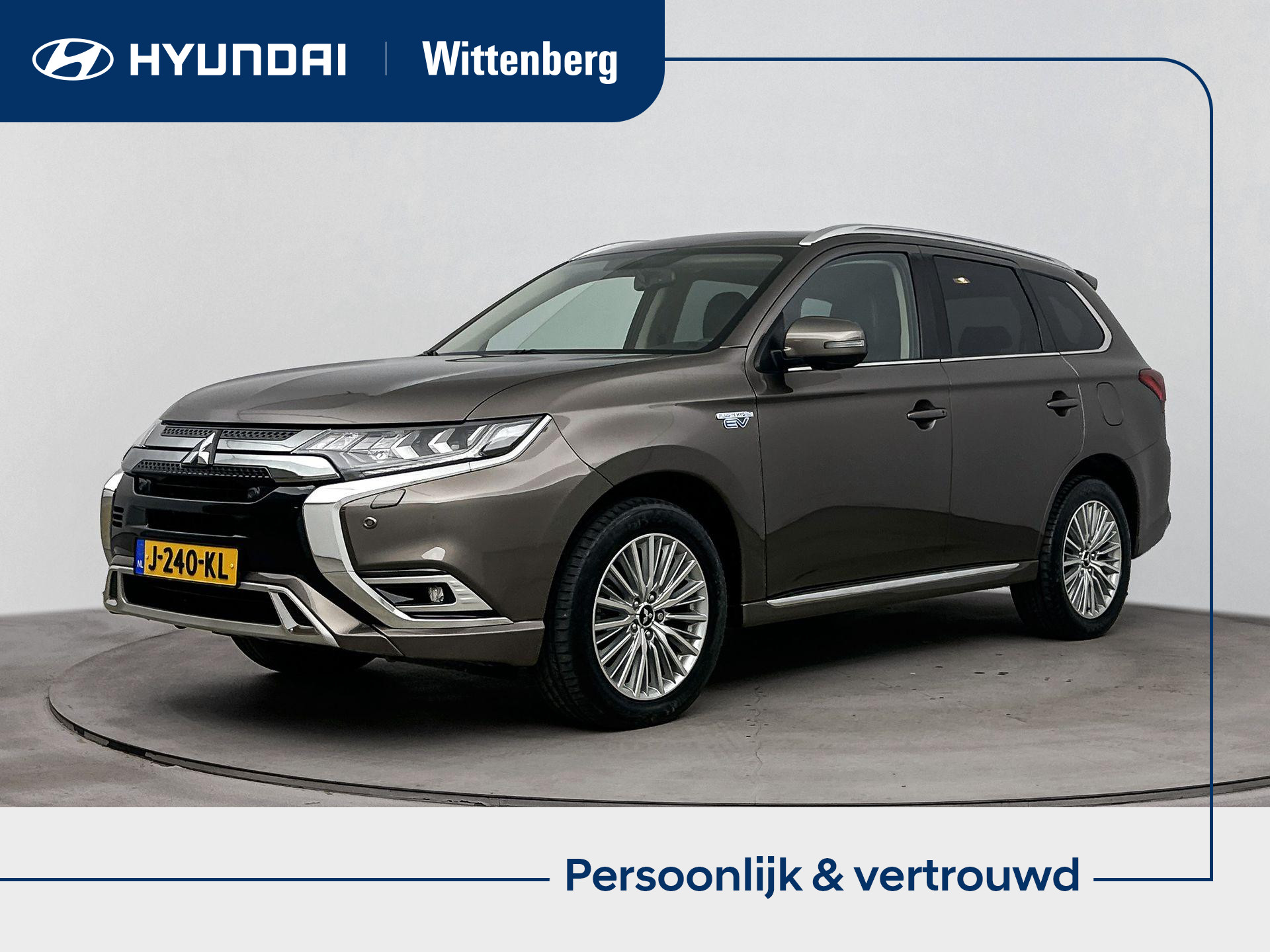 Mitsubishi Mitsubishi Outlander 2.4 PHEV INTENSE+ 2020 - voorkant