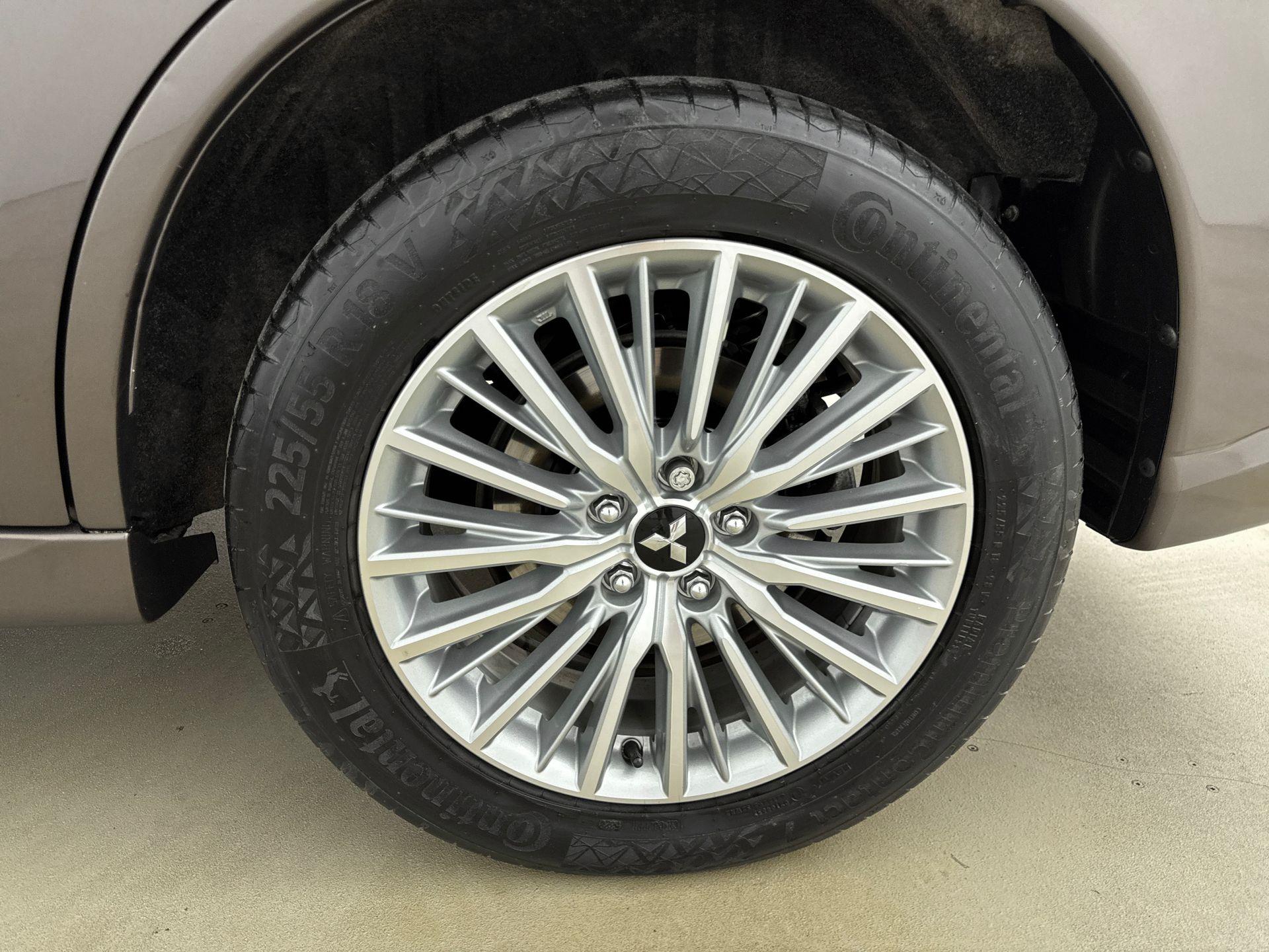 Foto van Mitsubishi Mitsubishi Outlander