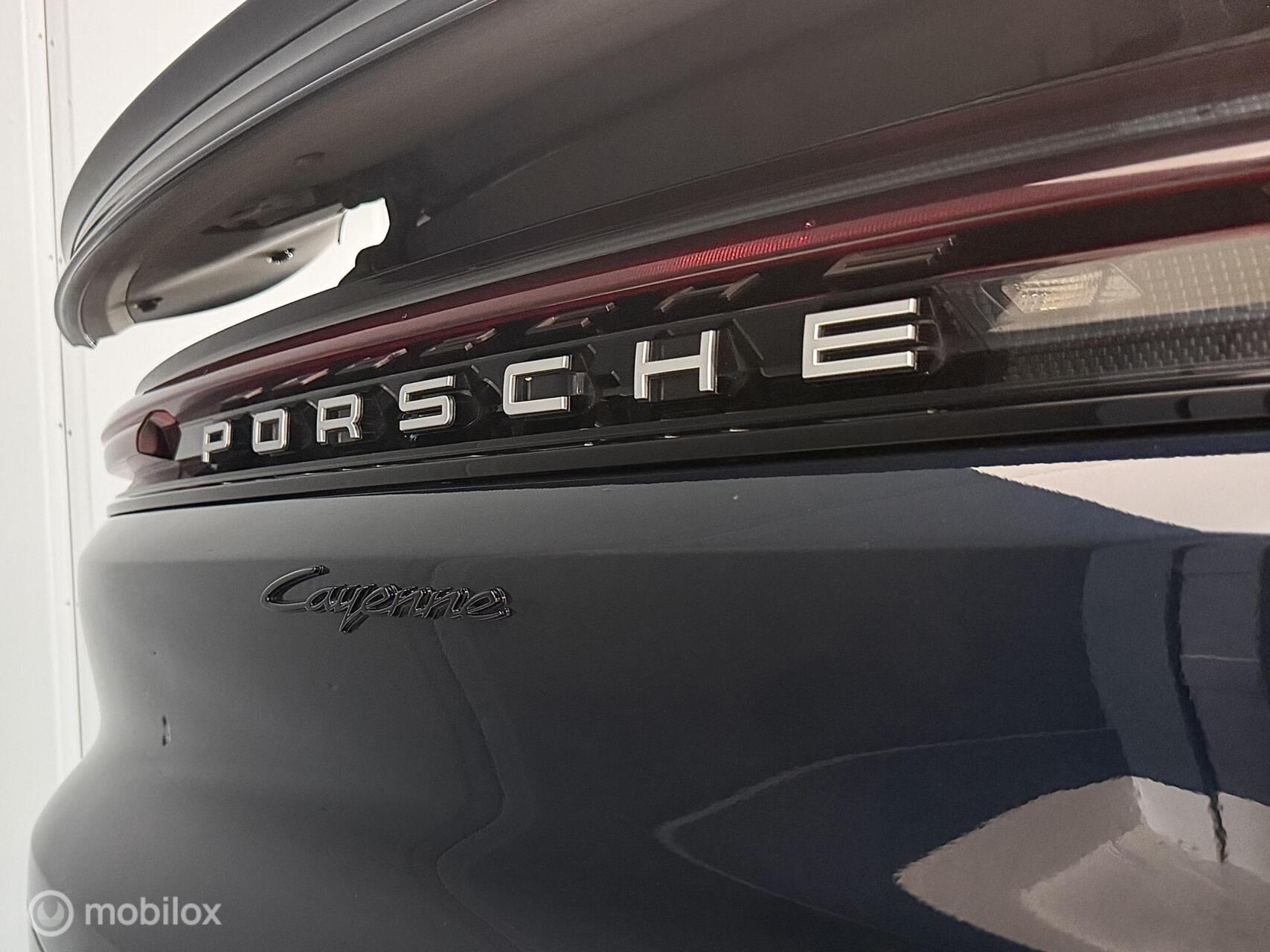 Foto van Porsche Cayenne E-hybrid
