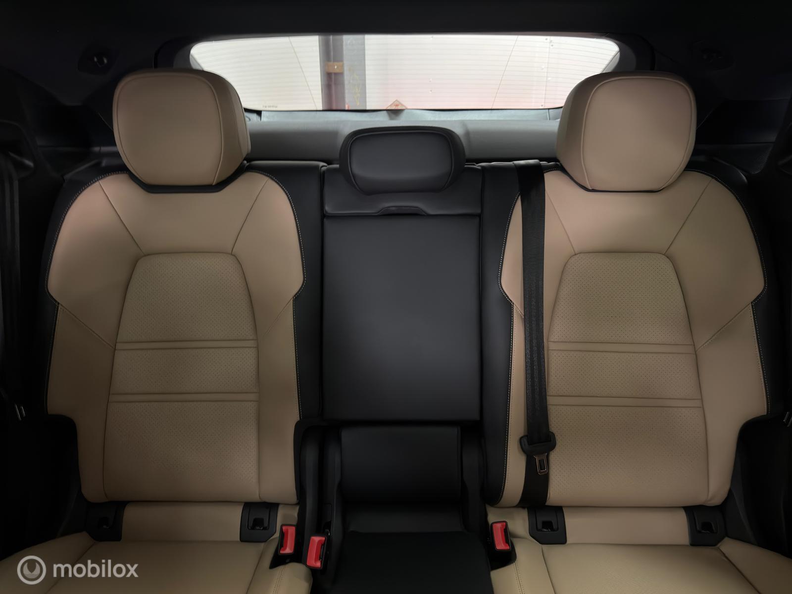 Foto van Porsche Cayenne E-hybrid