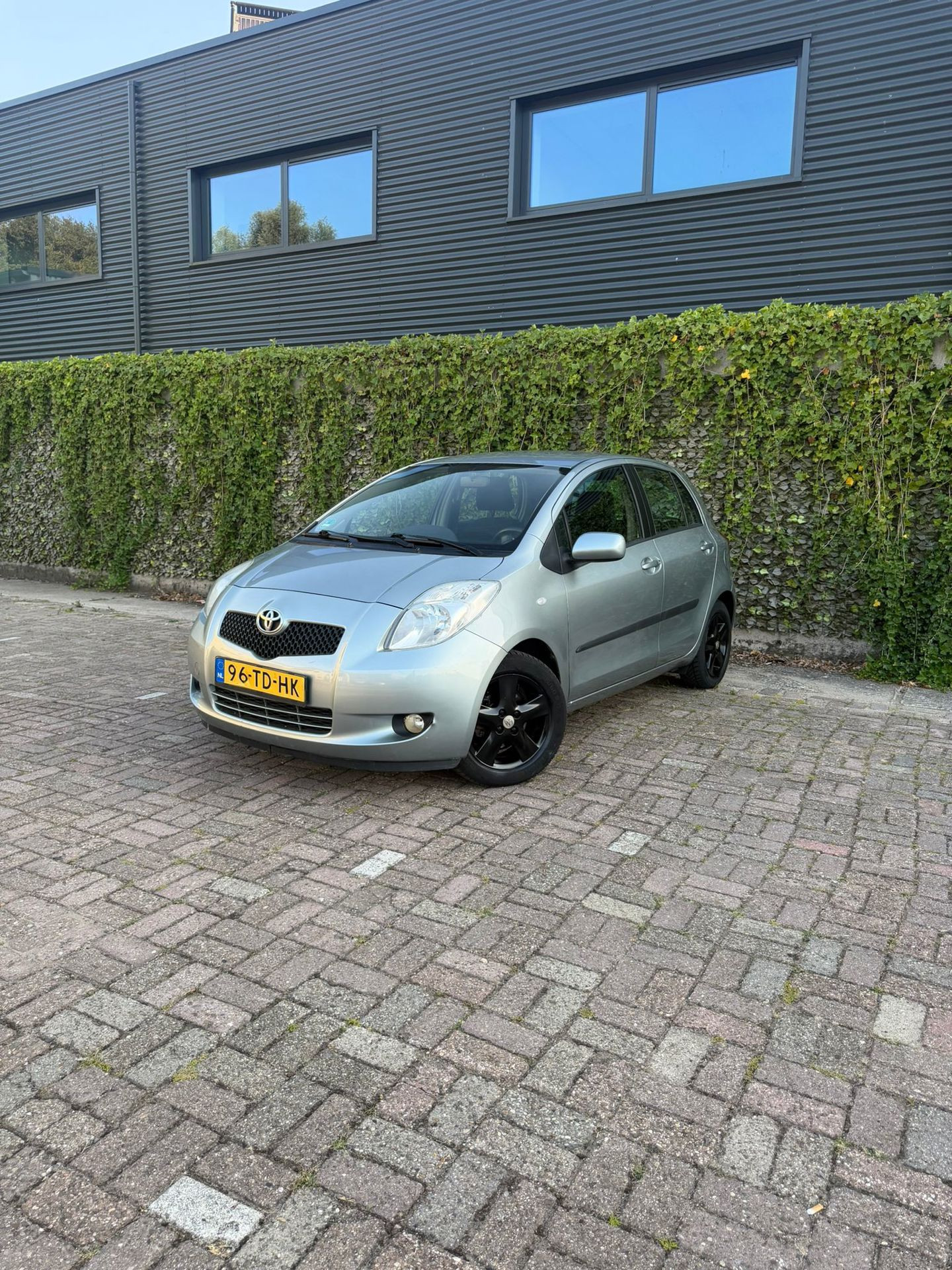 Toyota Toyota Yaris 1.3 VVTi Luna MMT 2006 - voorkant