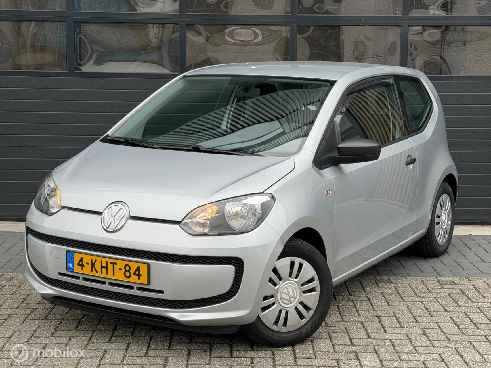 Volkswagen Up 1.0 take up! BlueMotion | NAP | LAGE KM | 2013 - voorkant