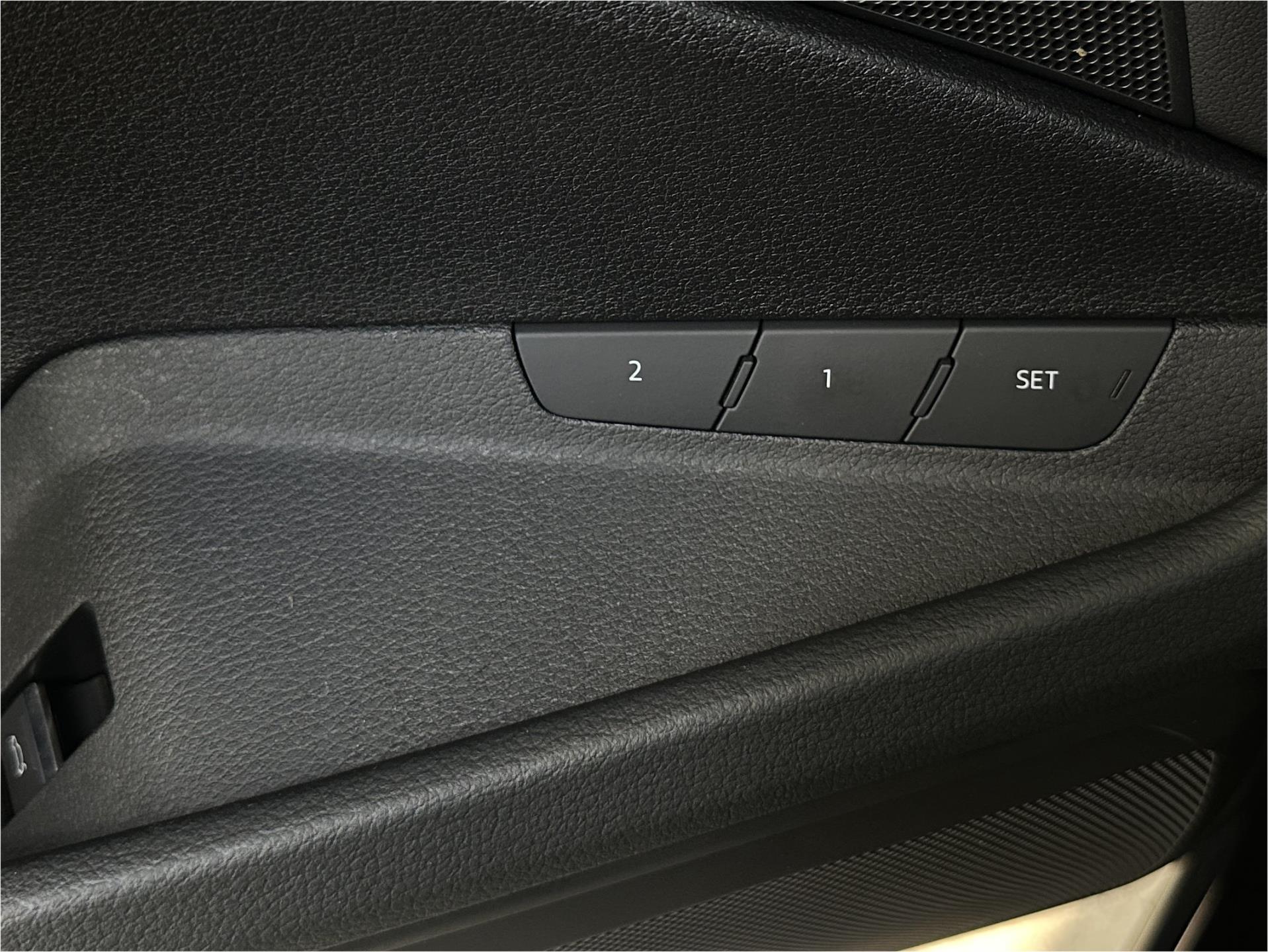 Foto van Audi E-tron