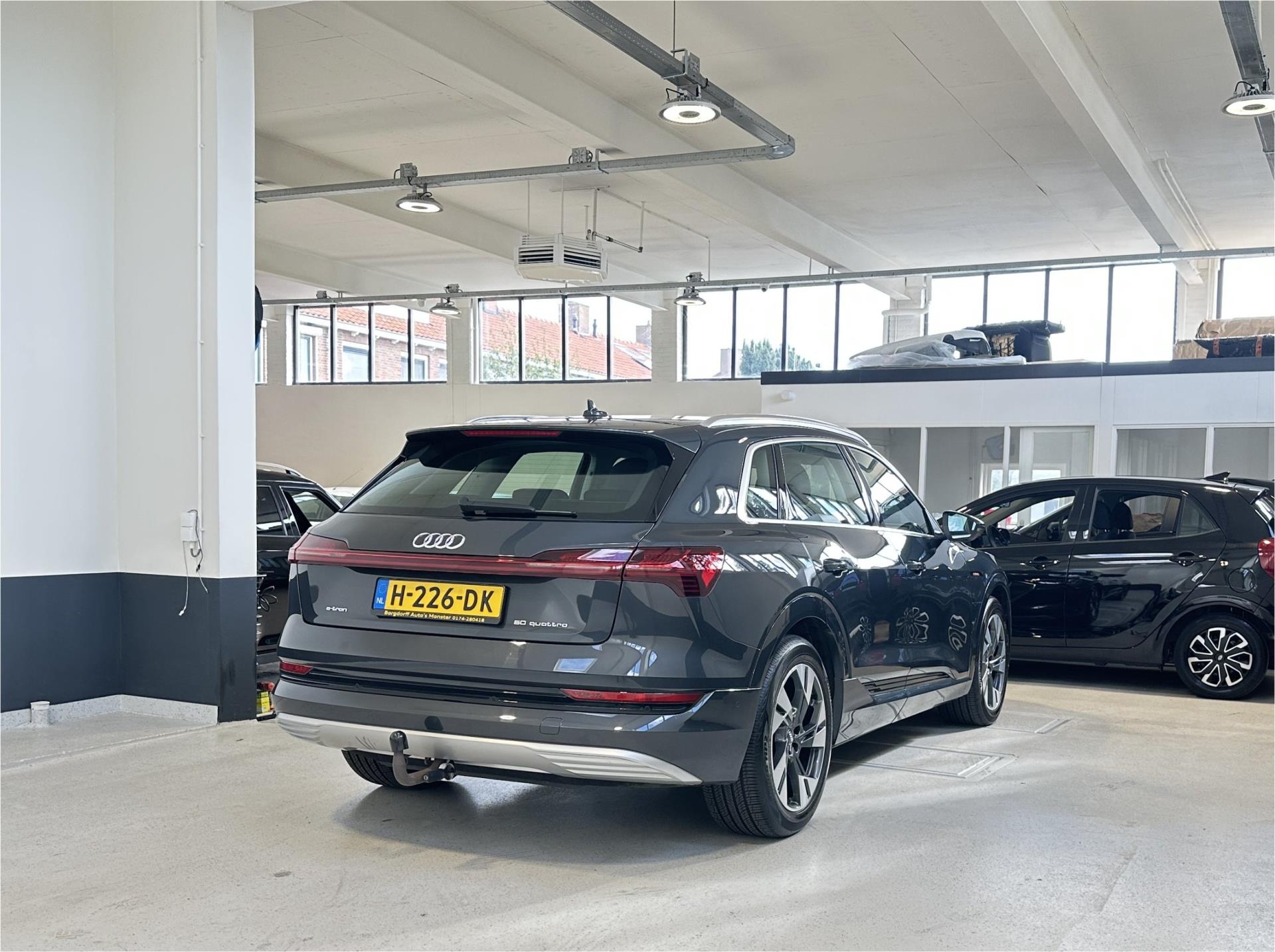 Foto van Audi E-tron