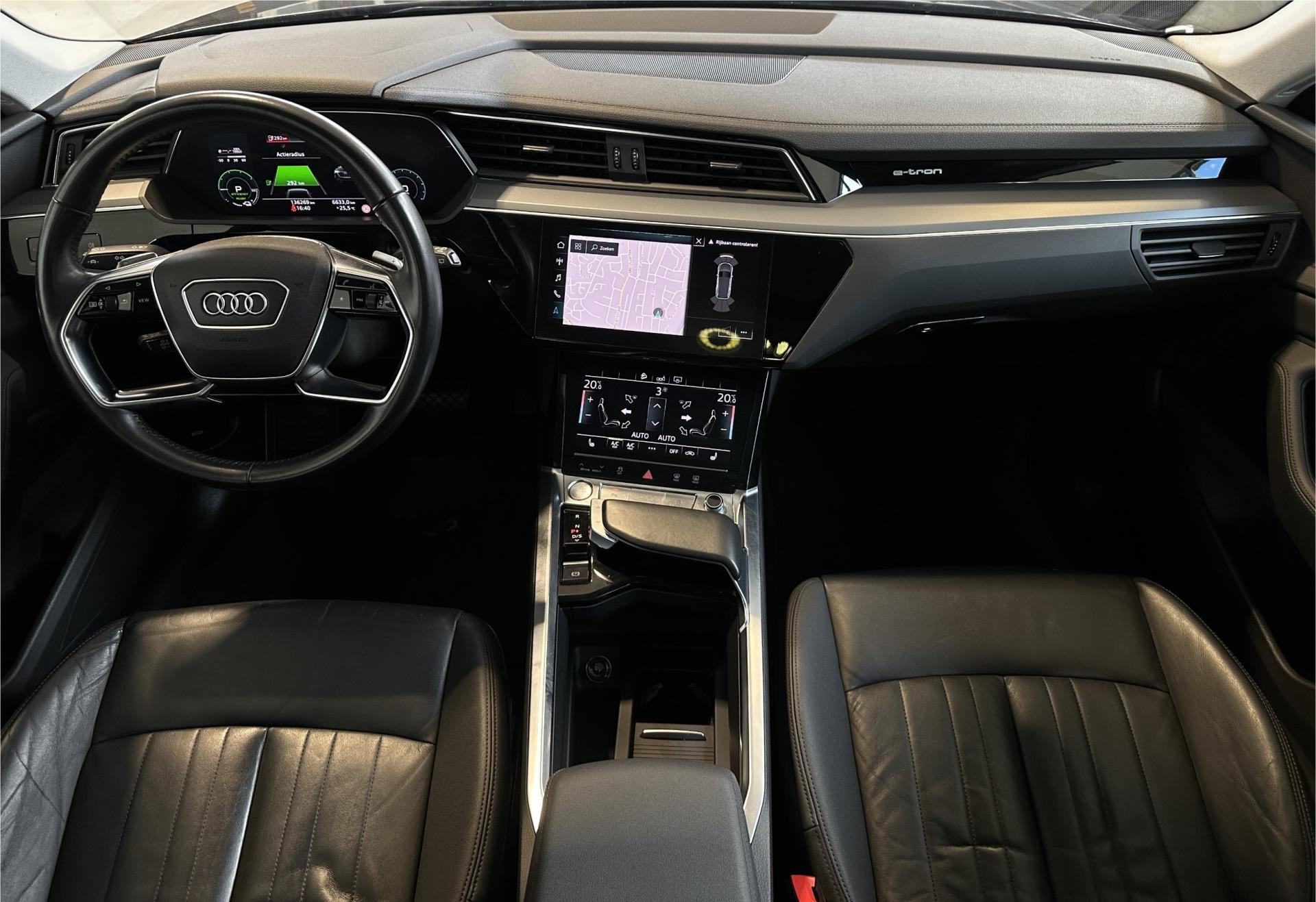 Foto van Audi E-tron