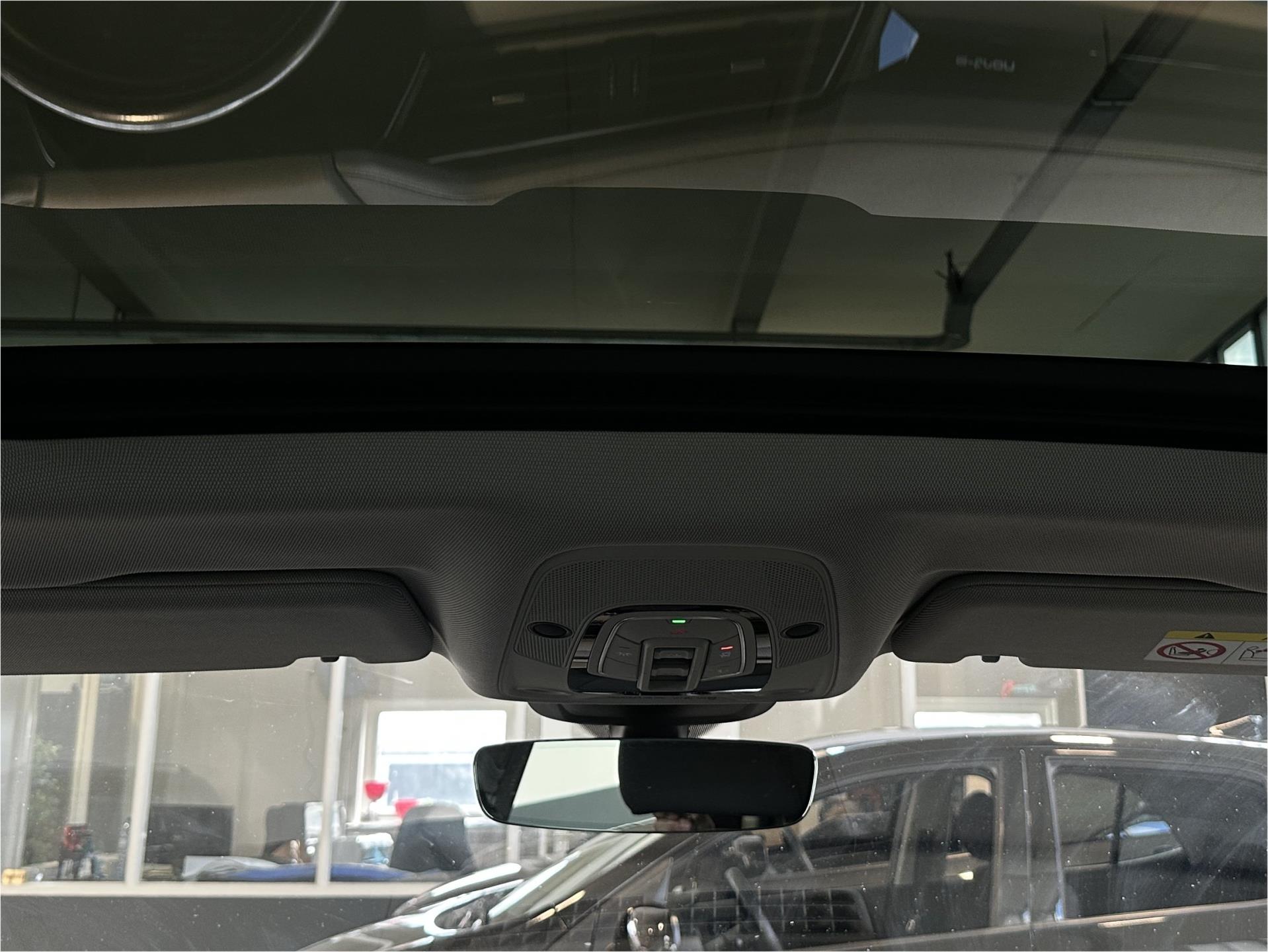 Foto van Audi E-tron
