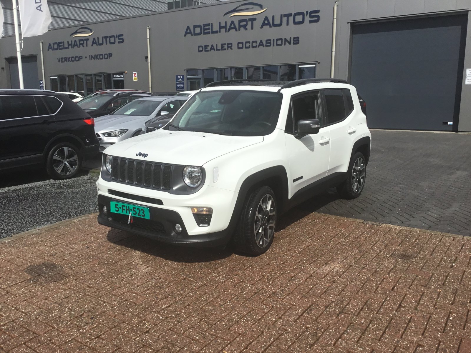 Jeep Renegade 4xe 240 Hybrid S 2022 - voorkant