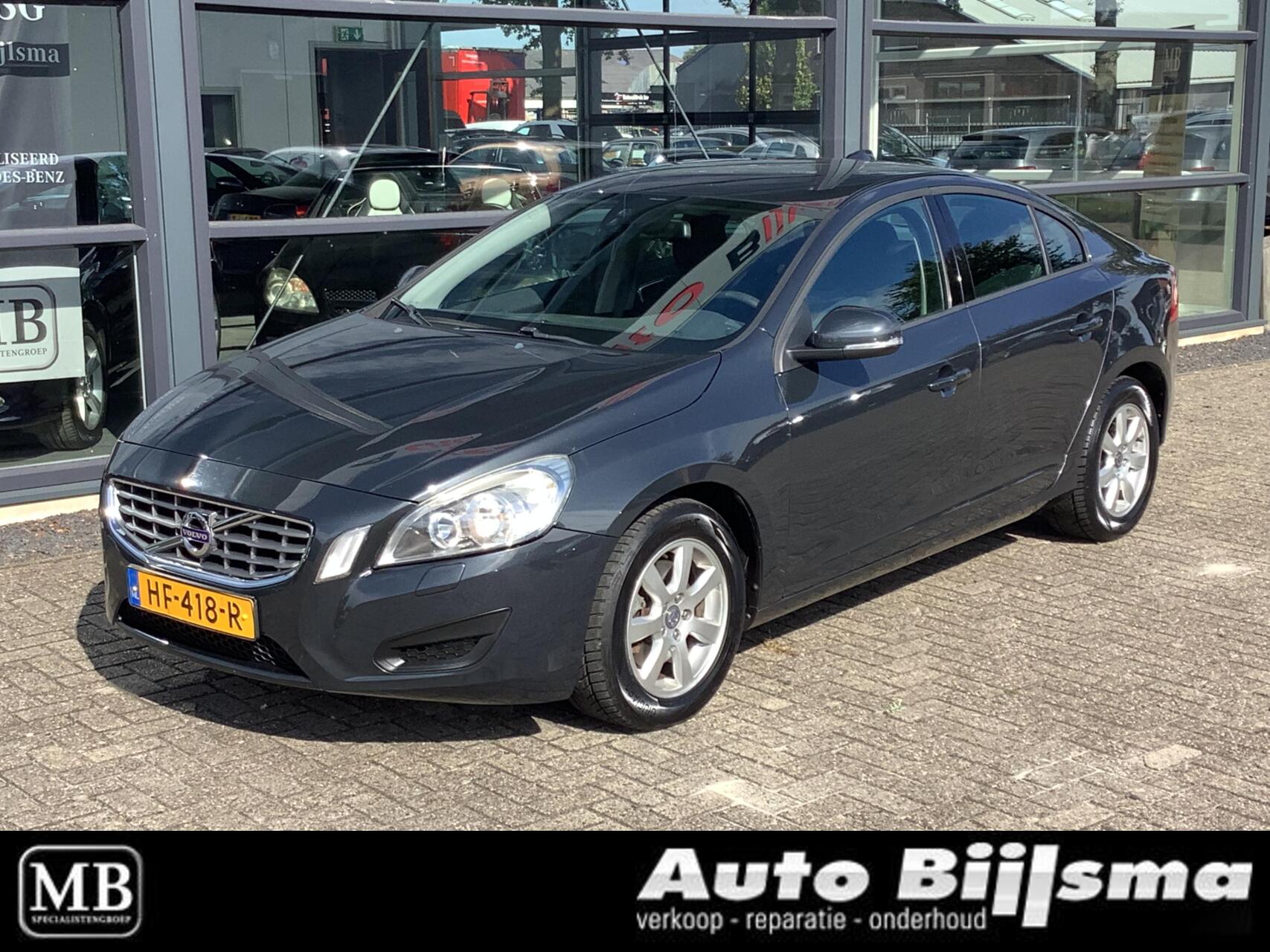 Volvo S60 1.6 T3 Summum incl nwe apk en onderhoudsbeurt 2011 - voorkant