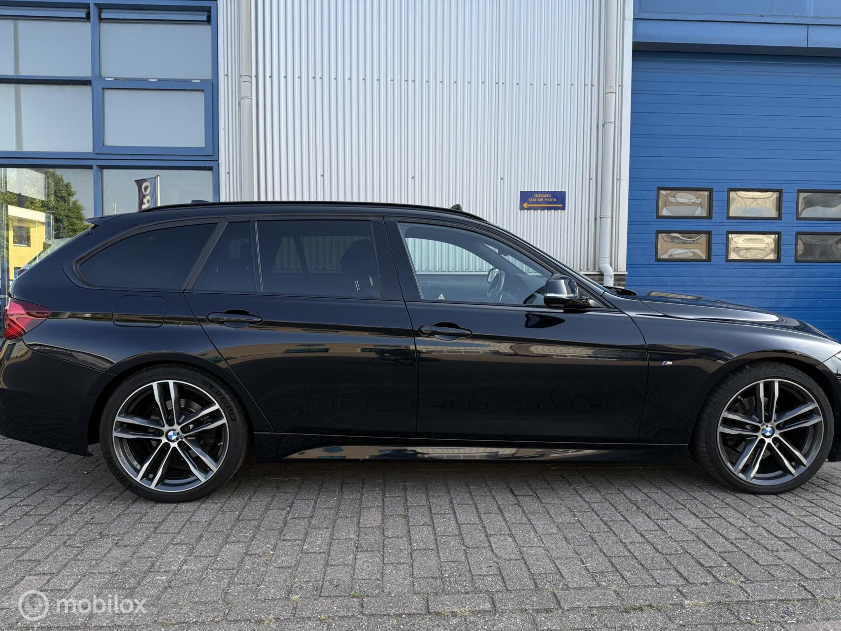 Foto van BMW 320i
