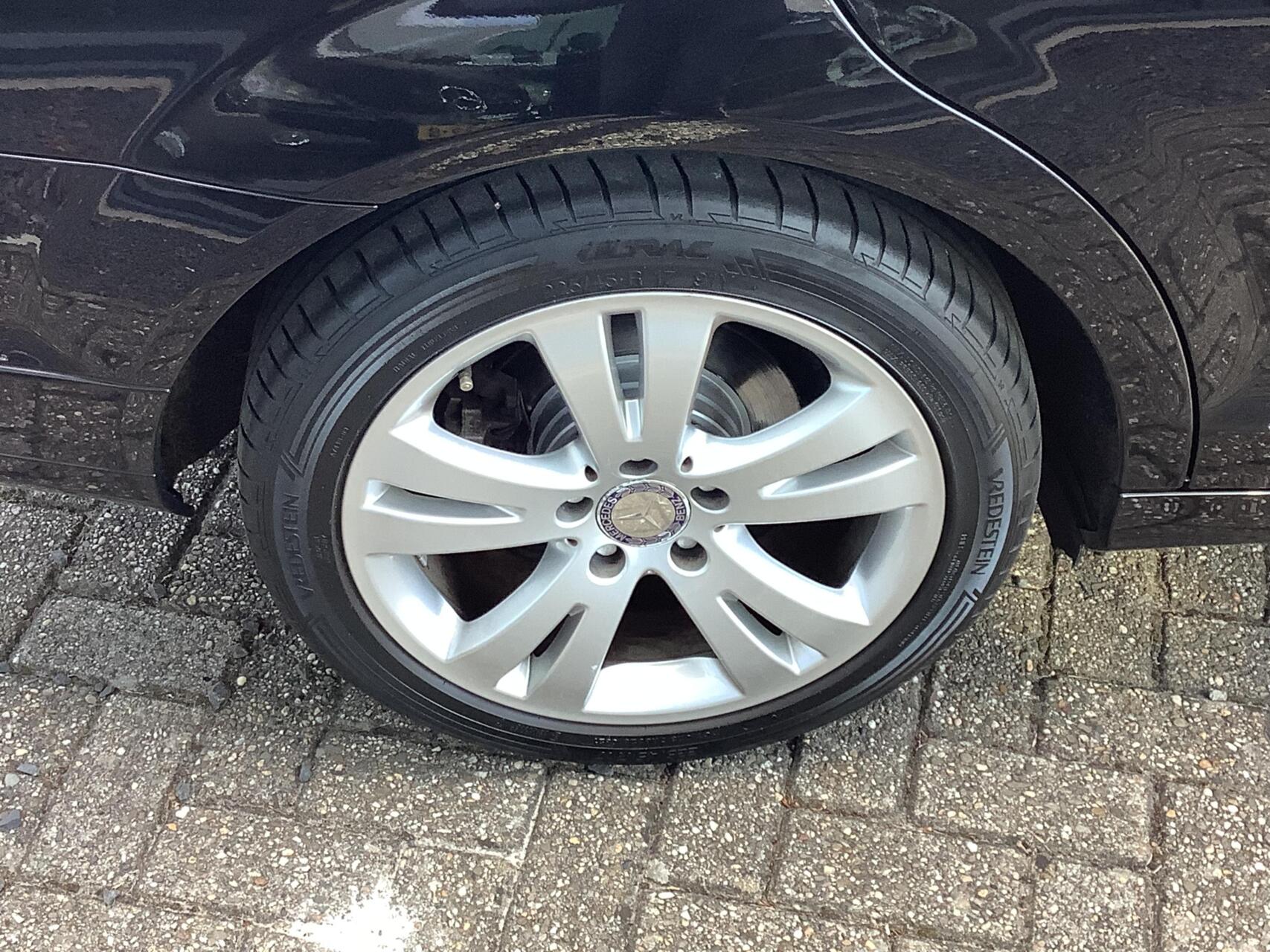 Foto van Mercedes-Benz C 180 Cgi