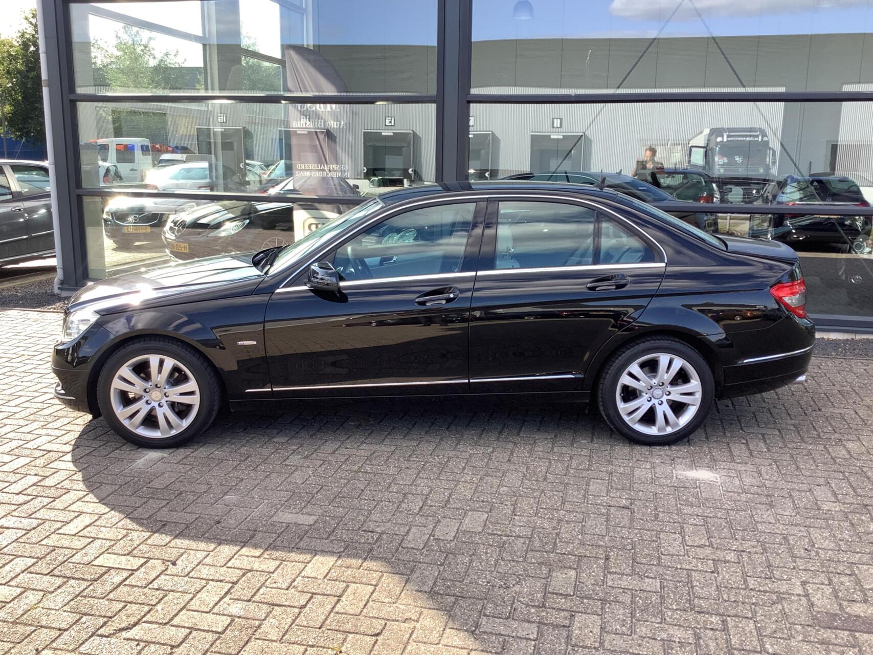 Foto van Mercedes-Benz C 180 Cgi