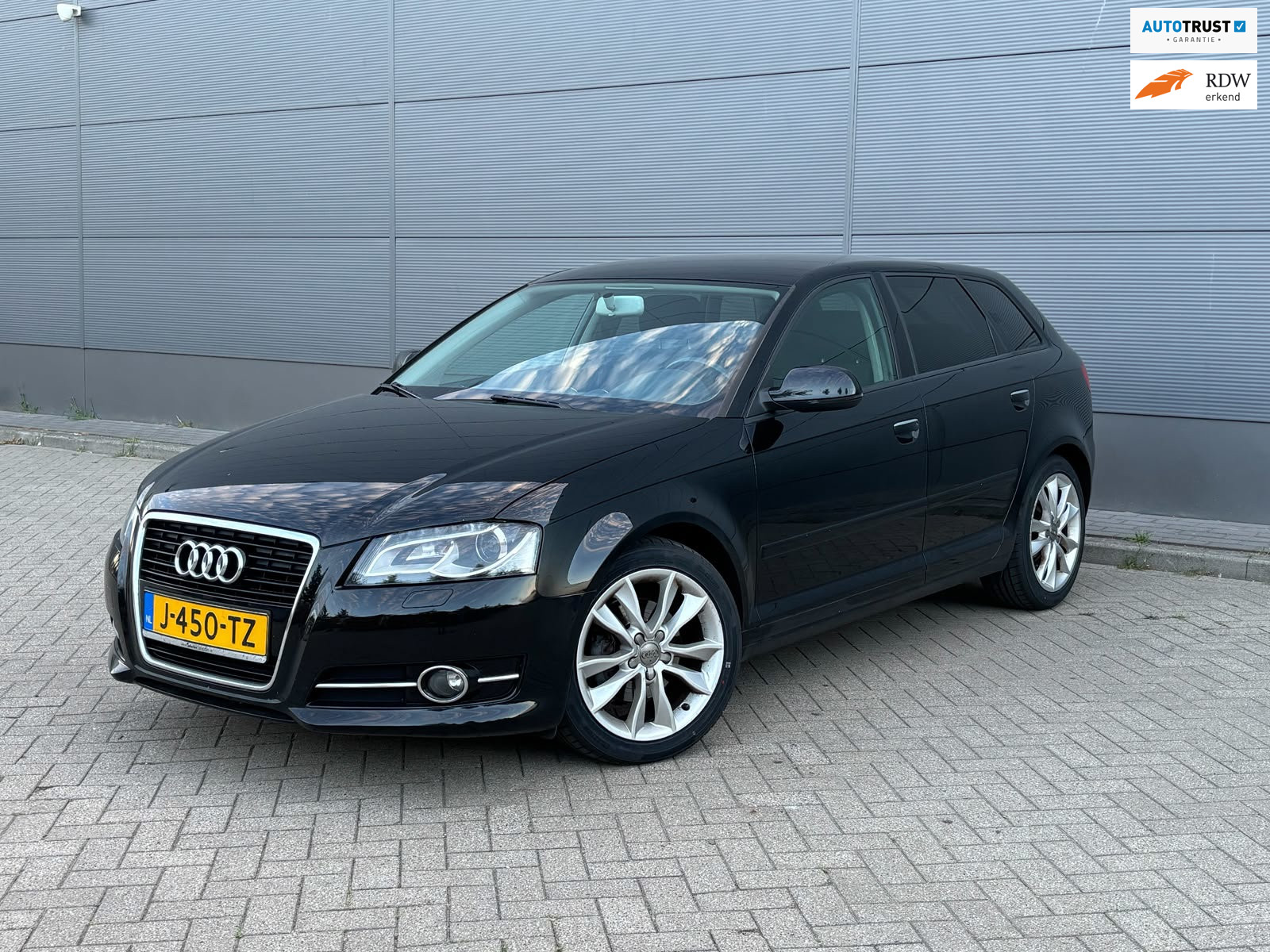 Audi Audi A3 1.4 TFSI Attraction |Clima|Pdc|Lmv|Apk 2010 - voorkant