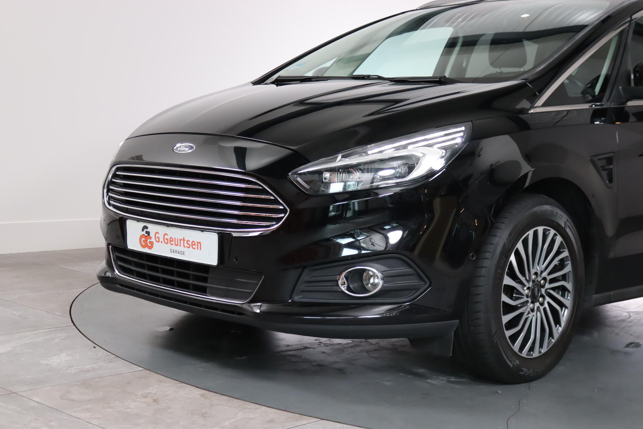 Foto van Ford S-max