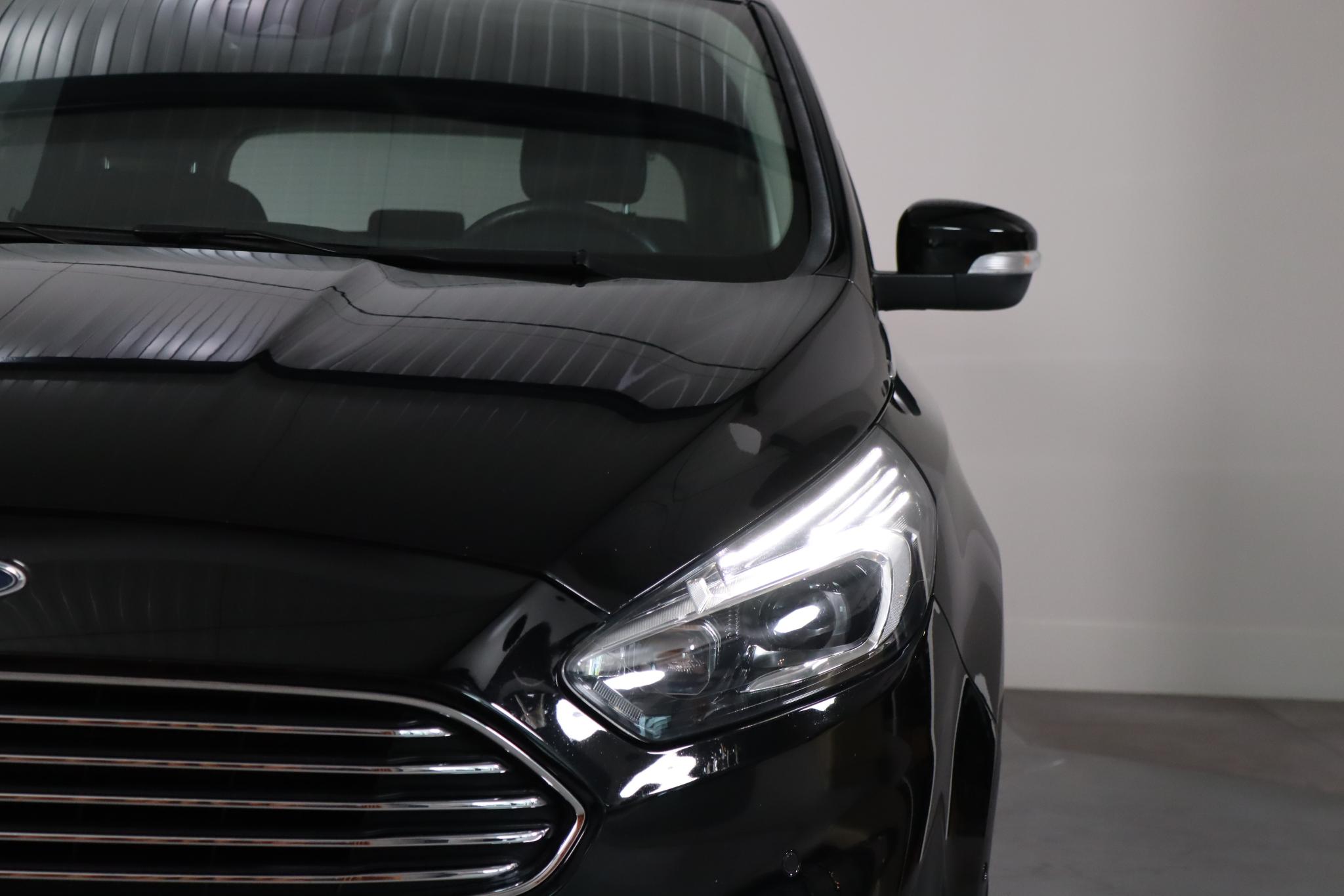 Foto van Ford S-max