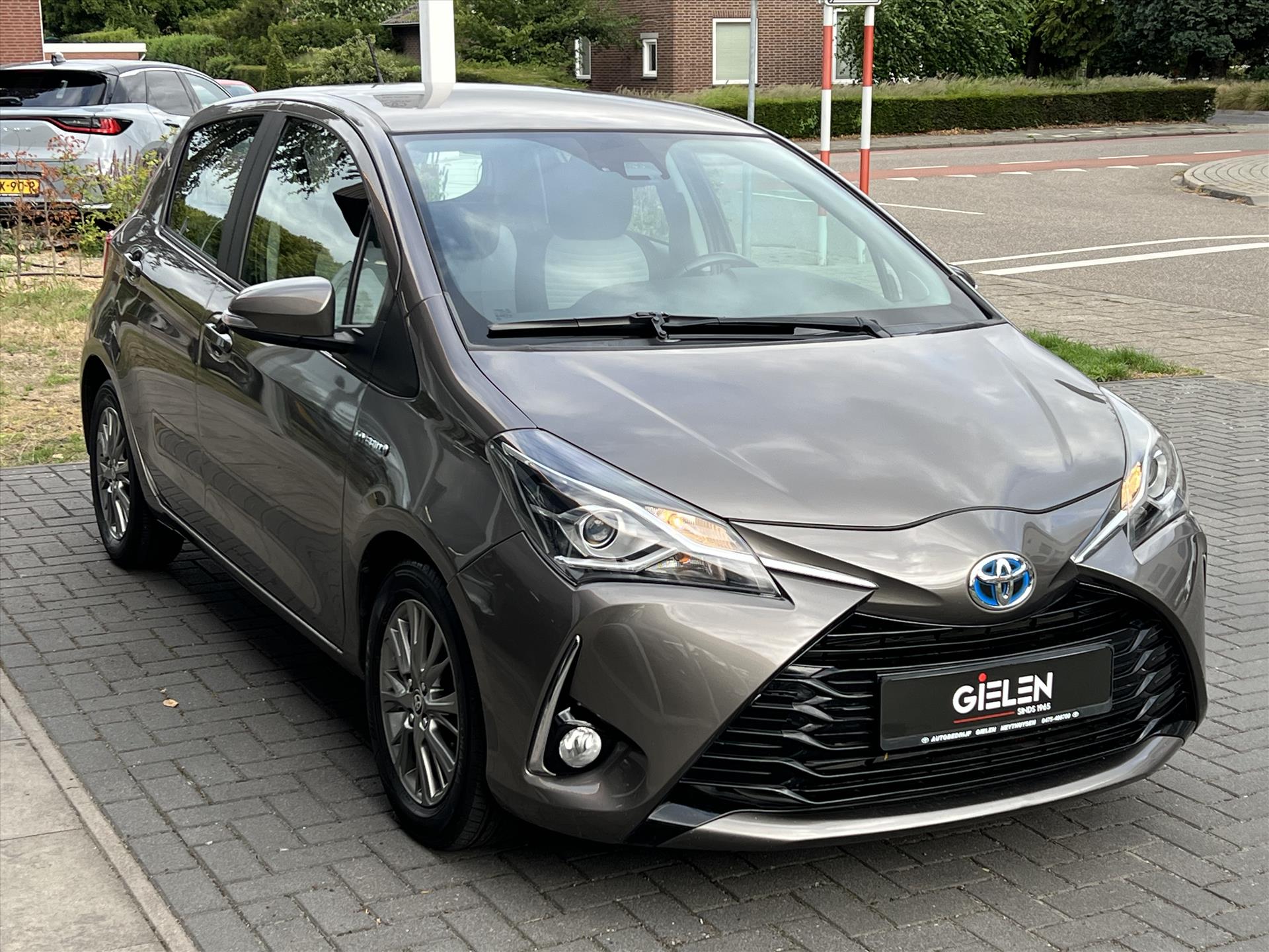 Foto van Toyota Toyota Yaris Hybrid