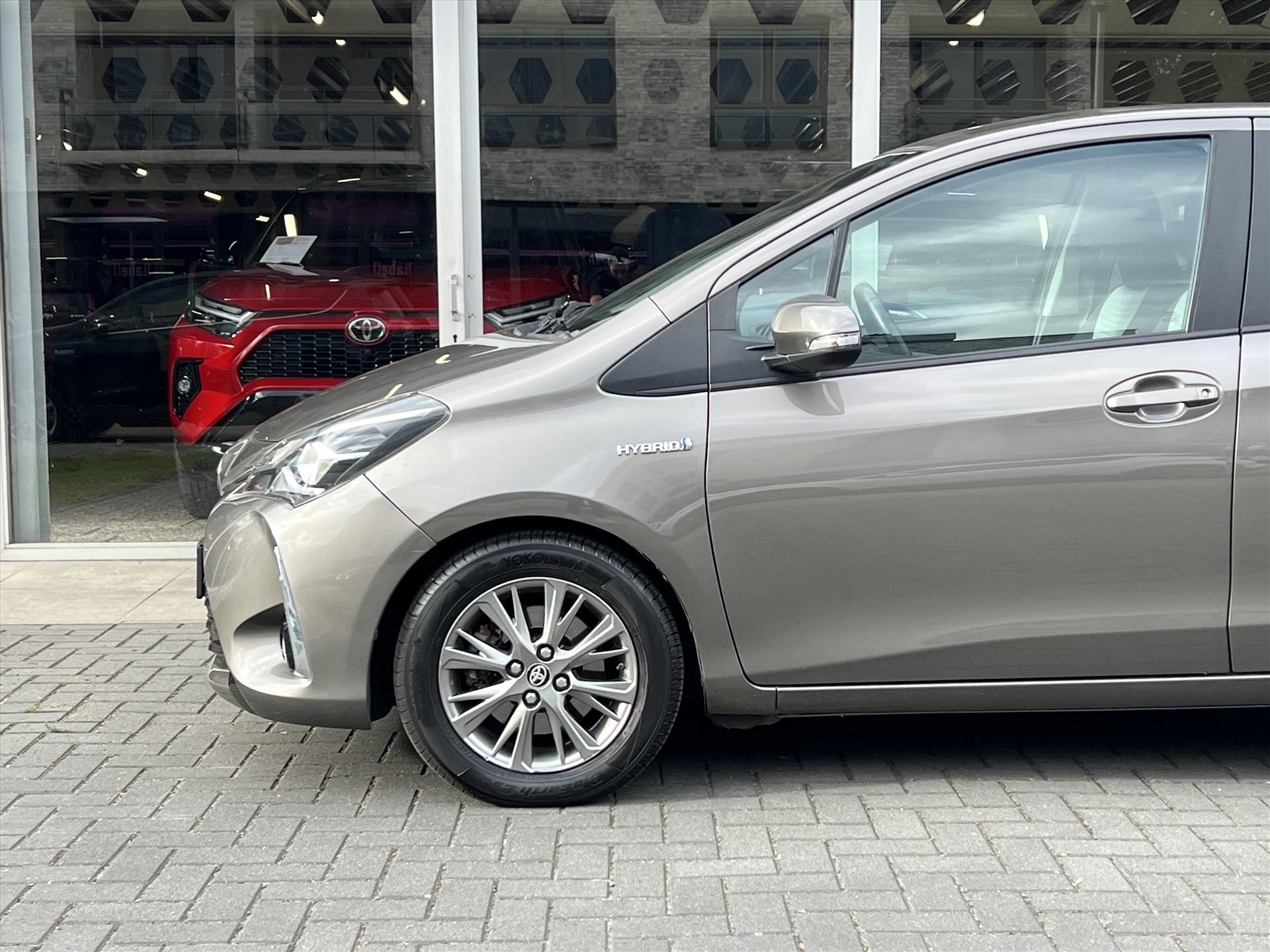 Foto van Toyota Toyota Yaris Hybrid