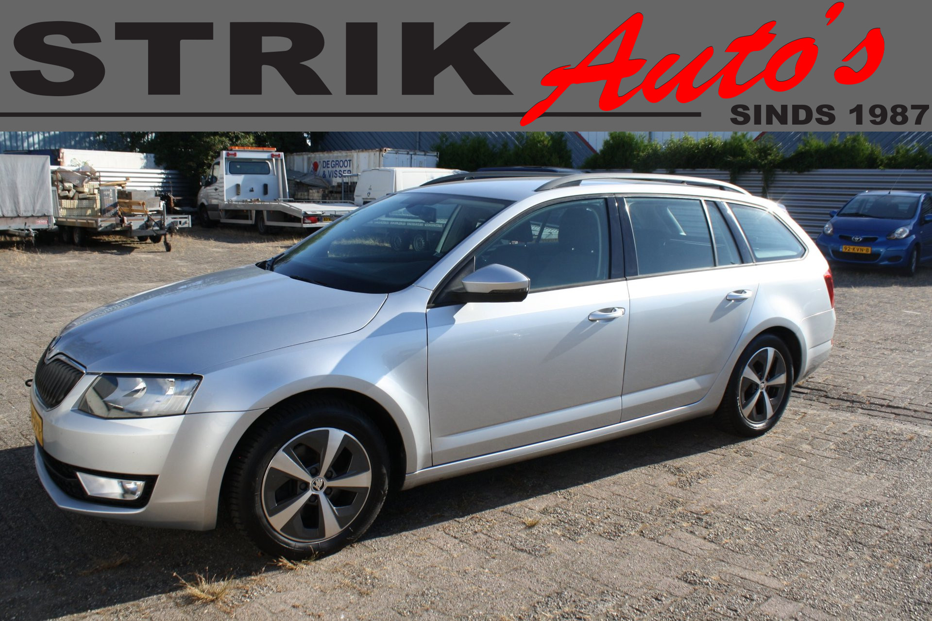 Skoda Octavia 1.6 TDI EURO 6 NETTO EXPORT € 4249,- ENGINE DEFECT - Ambition Businessline - NAVIGATIE - TREKHAAK 2016 - voorkant