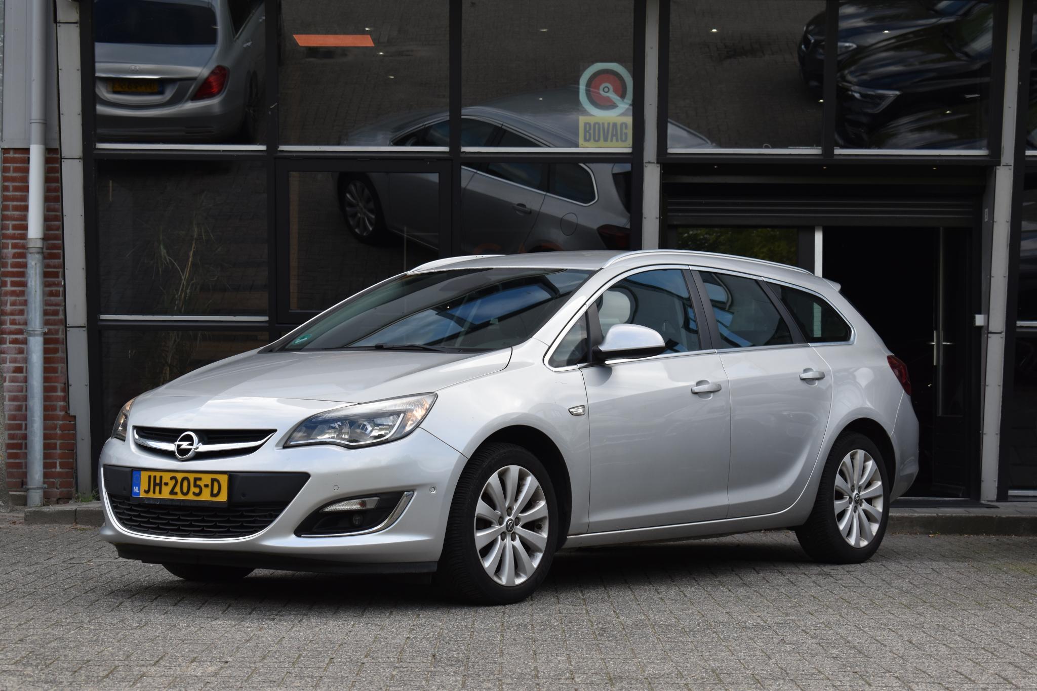 Foto van Opel Astra Sports Tourer