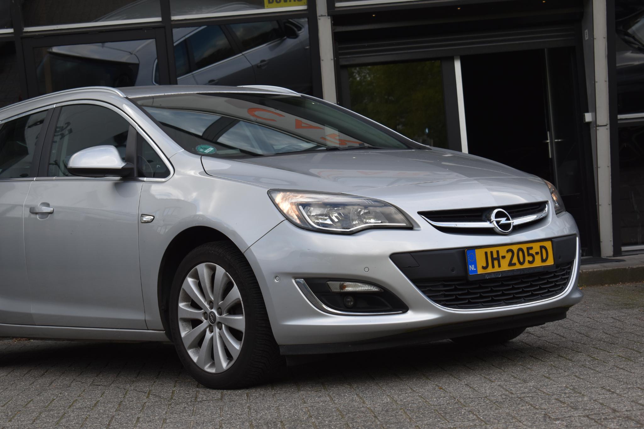 Foto van Opel Astra Sports Tourer