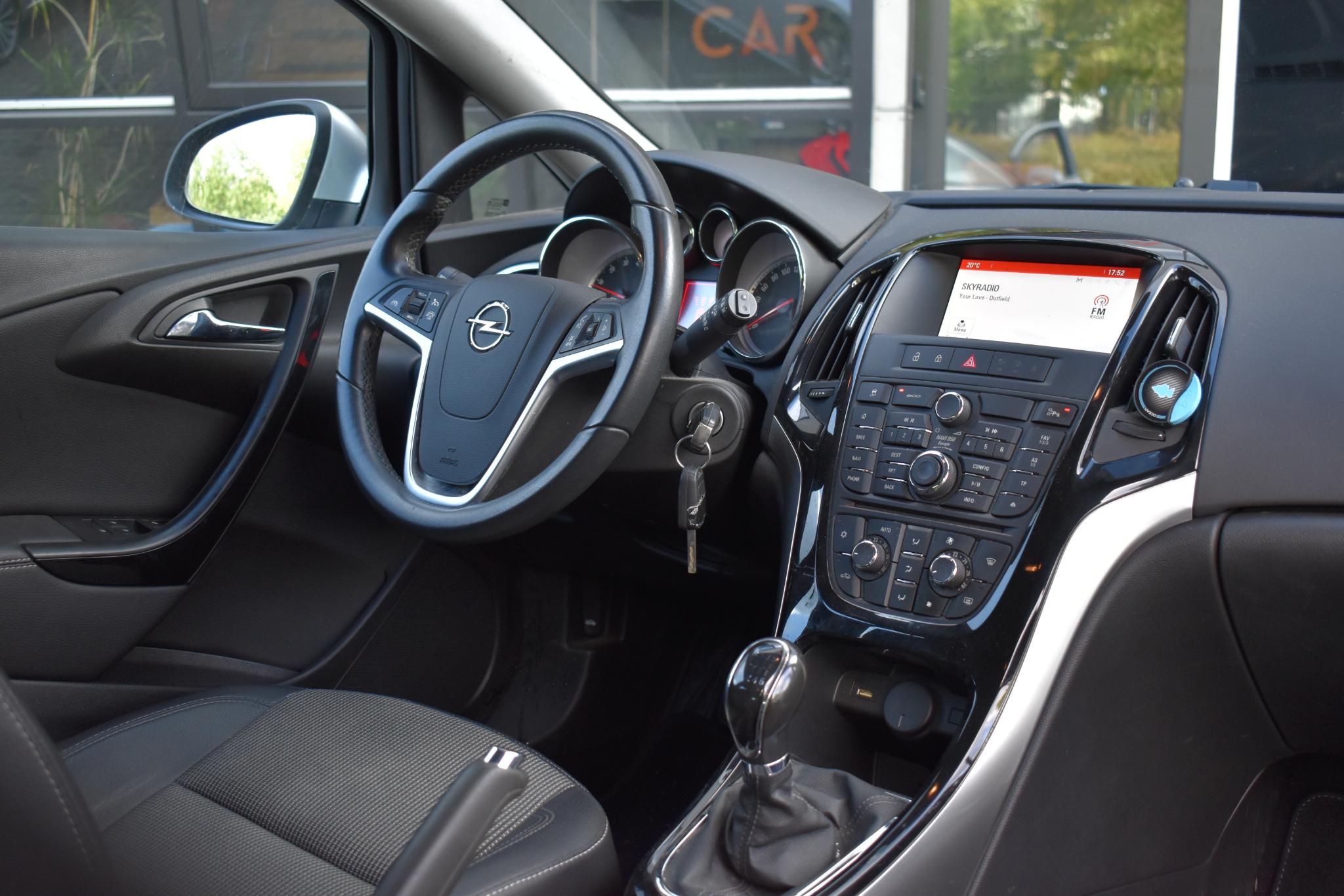 Foto van Opel Astra Sports Tourer
