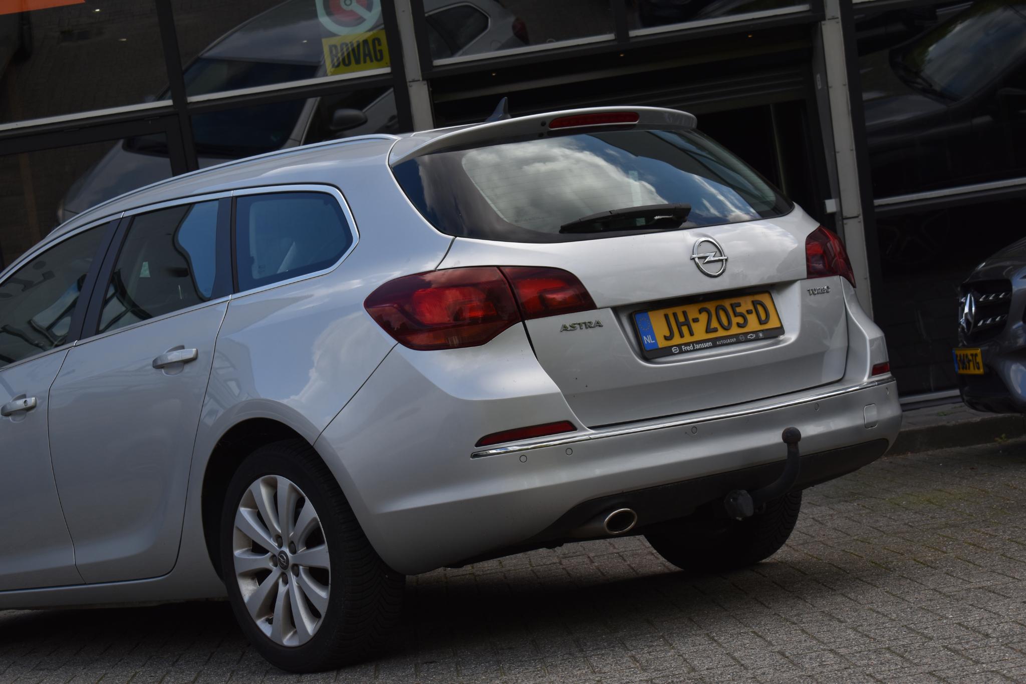 Foto van Opel Astra Sports Tourer